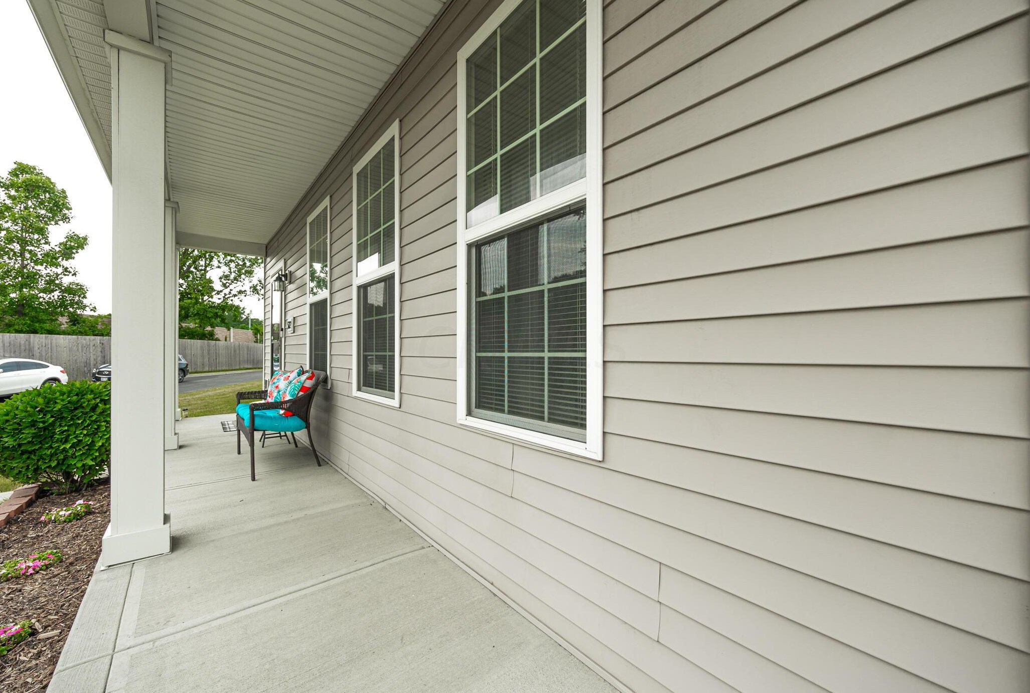 5702 Alliance Way, Columbus OH  43228-8948 exterior