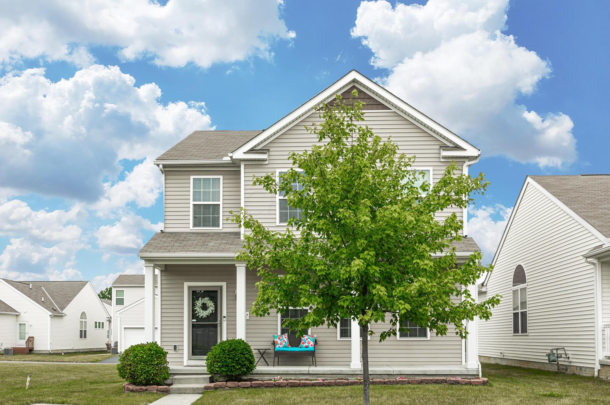 5702 Alliance Way, Columbus OH  43228-8948 exterior