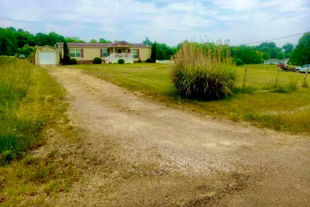4550 Hill Rd, Adams Mills, OH 43821