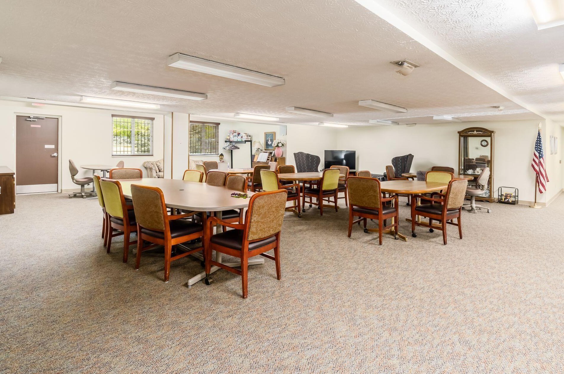 5885 Beechcroft Rd, Columbus OH  43229-2793 exterior