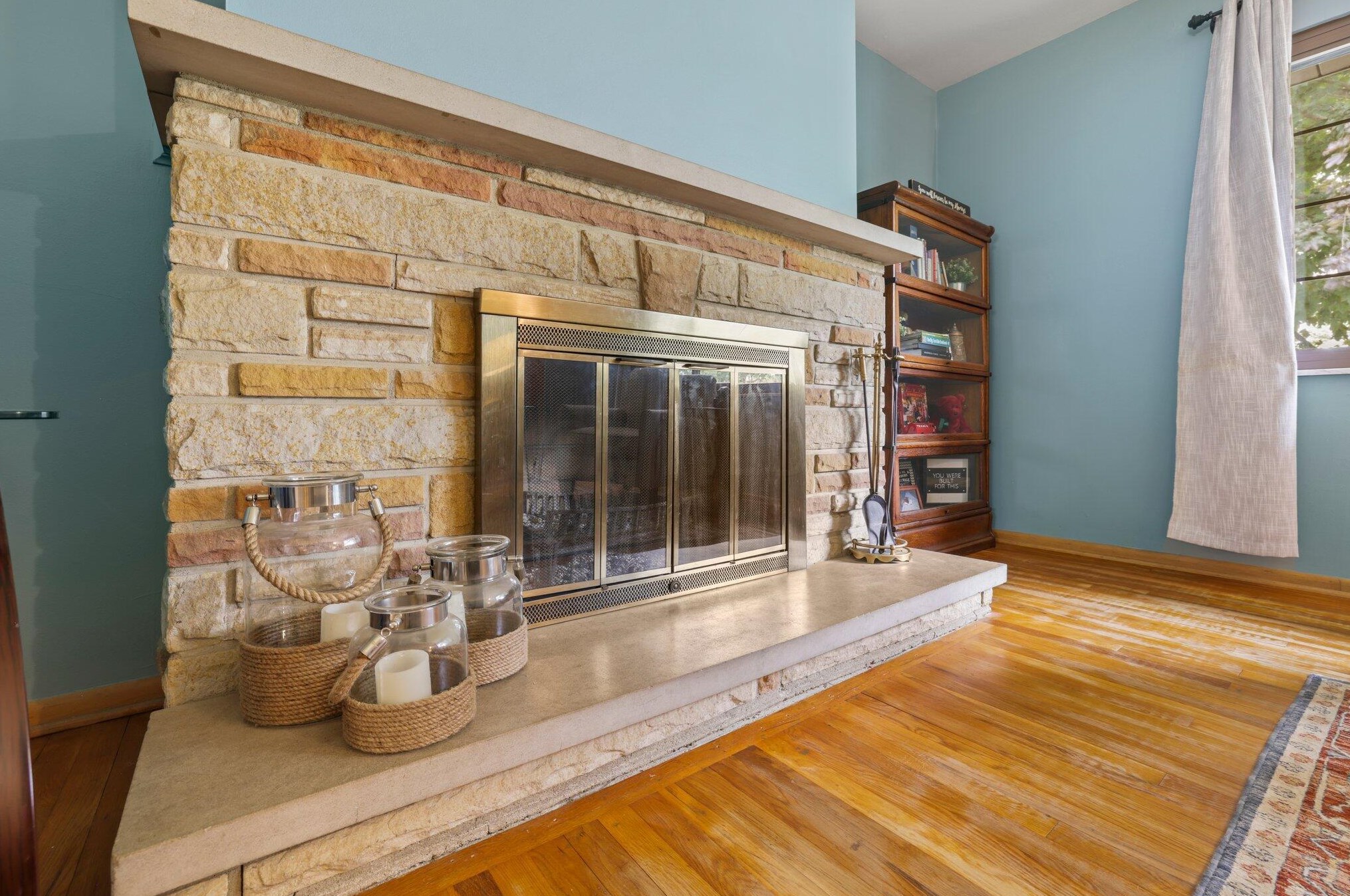 4386 Marland Dr, Columbus OH  43224-1015 exterior