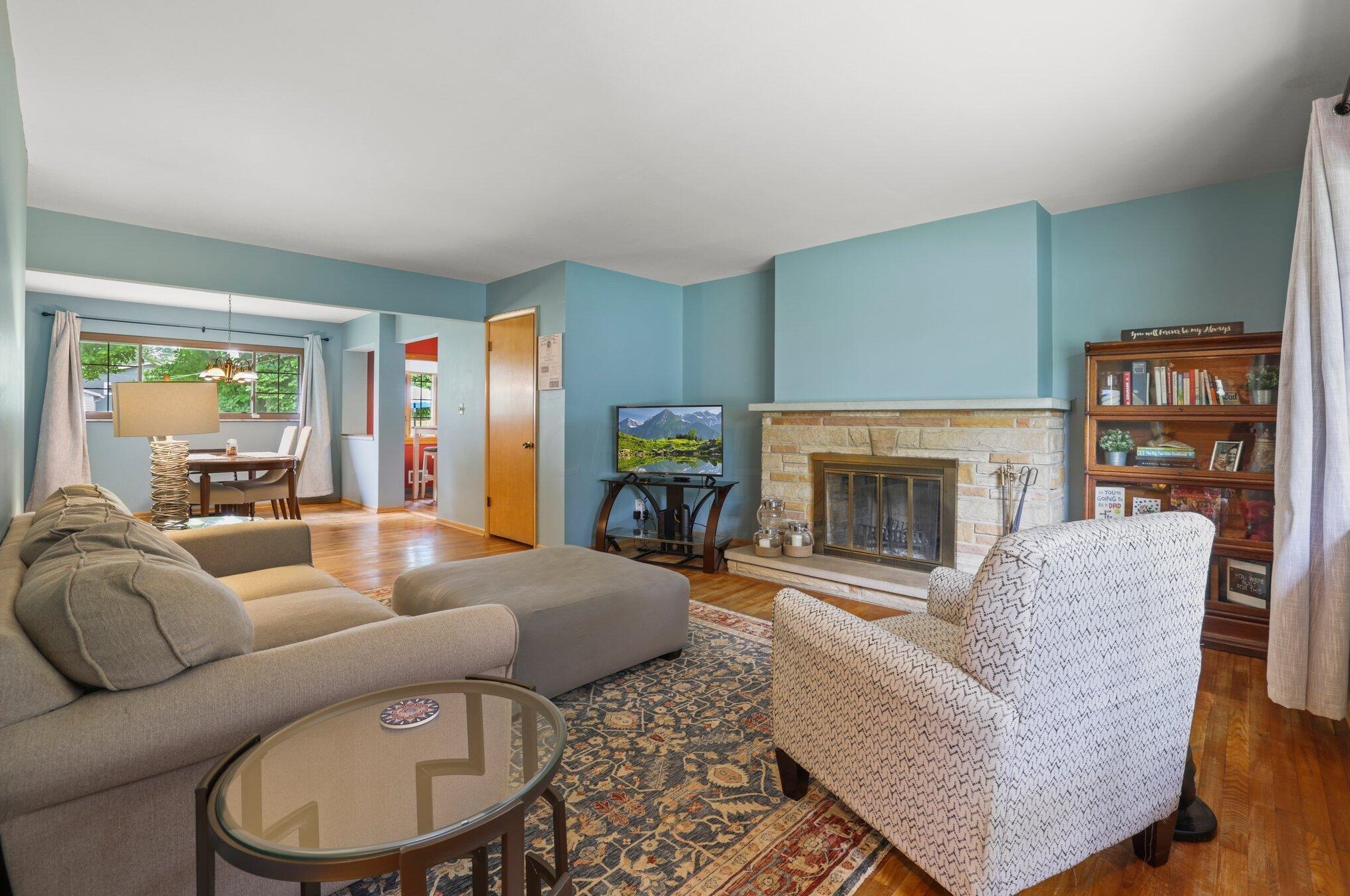 4386 Marland Dr, Columbus OH  43224-1015 exterior