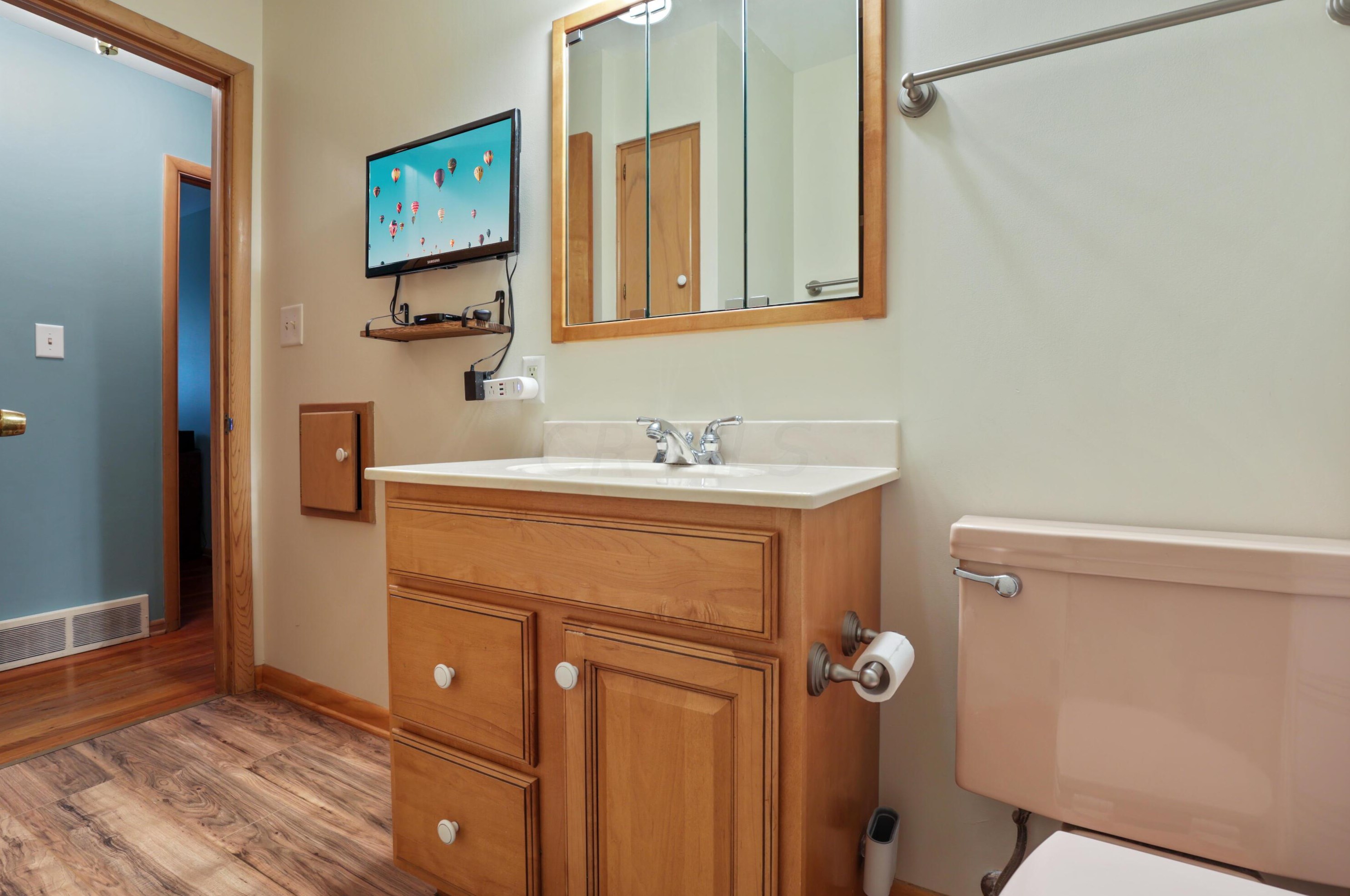 4386 Marland Dr, Columbus OH  43224-1015 exterior