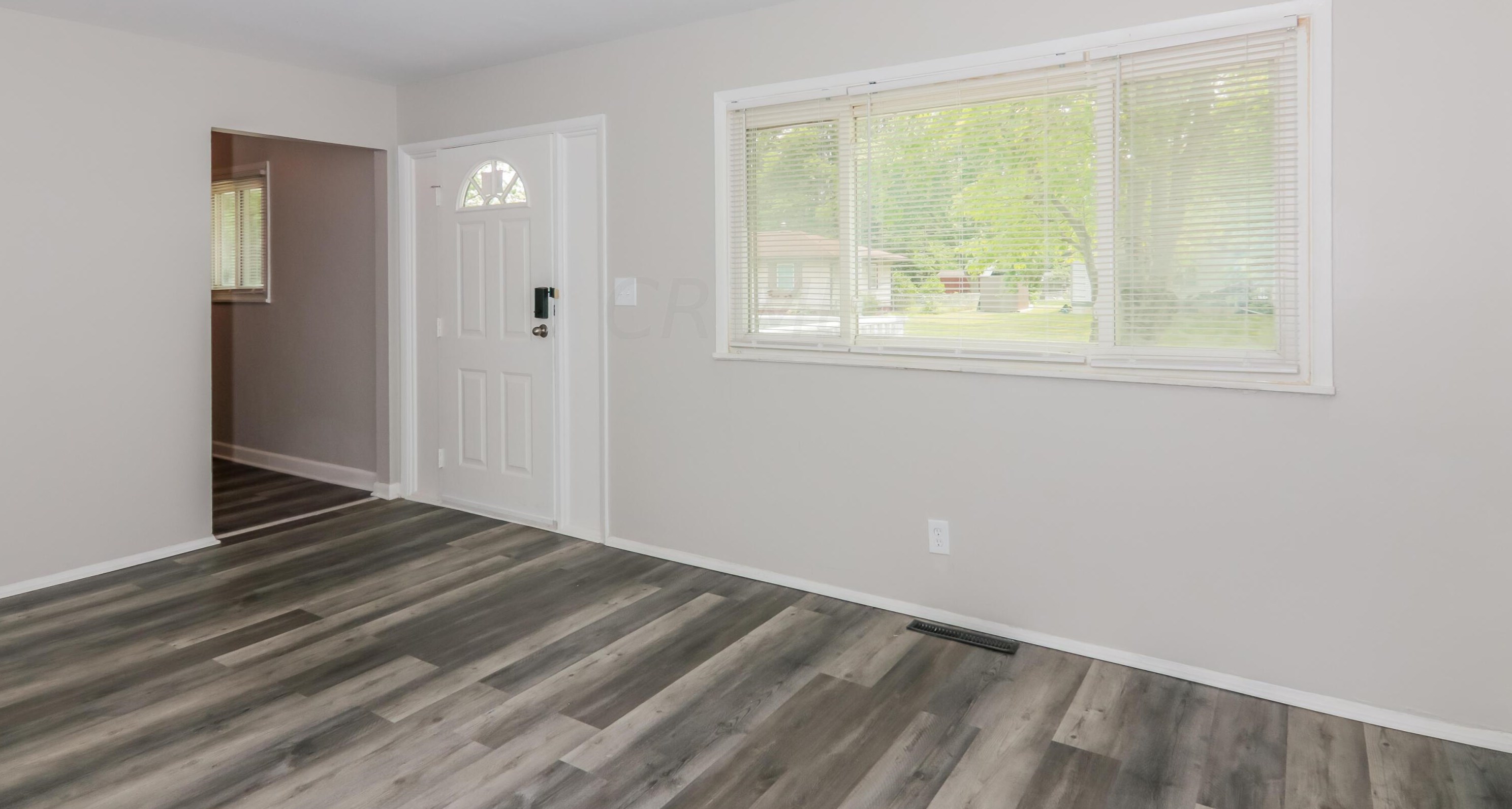 5112 Benham Dr, Columbus OH  43232-5960 exterior