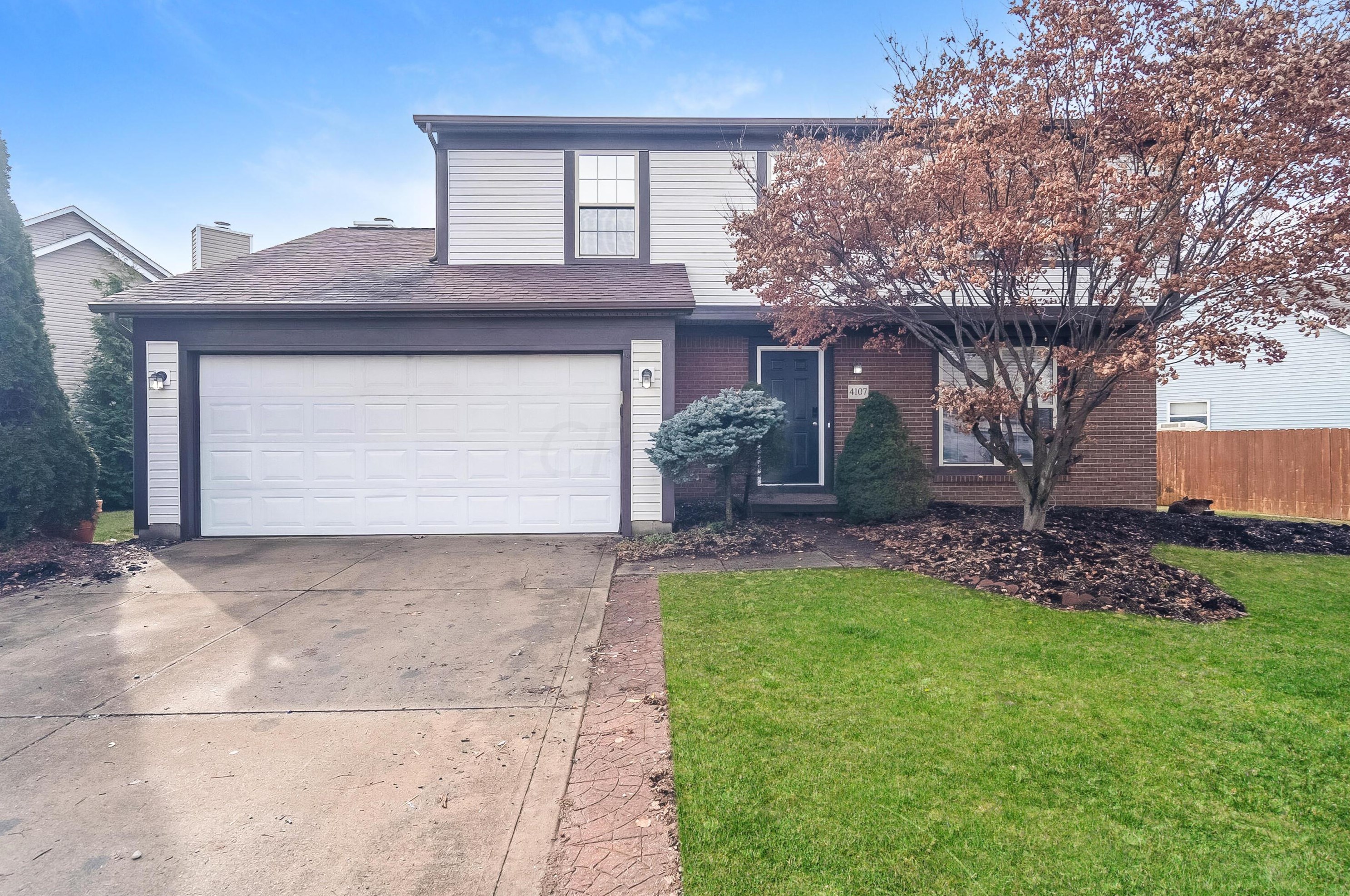 4107 Pathfield Dr, Columbus OH  43230-6330 exterior