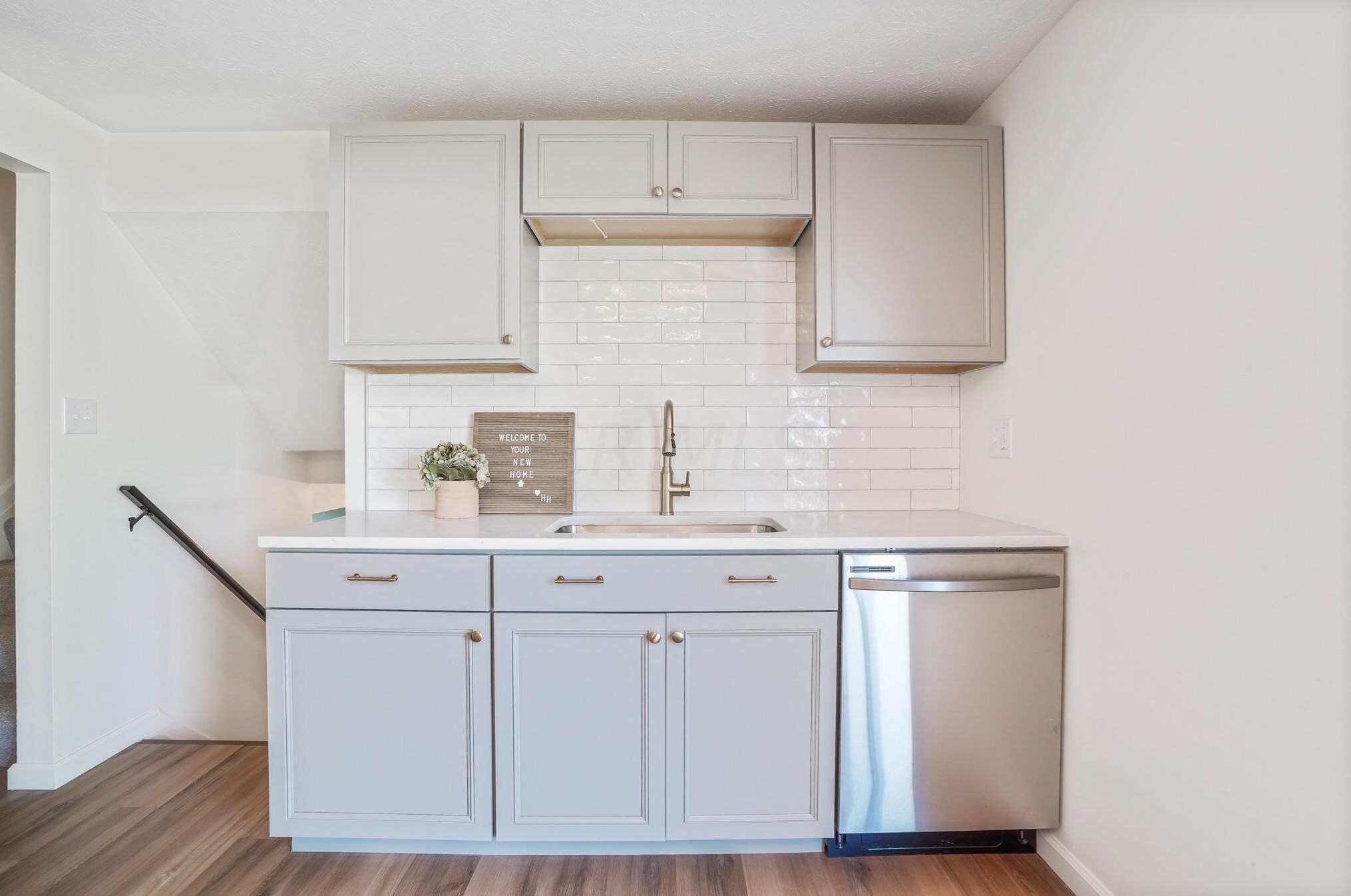 3827 Edendale Rd, Columbus OH  43207-4121 exterior