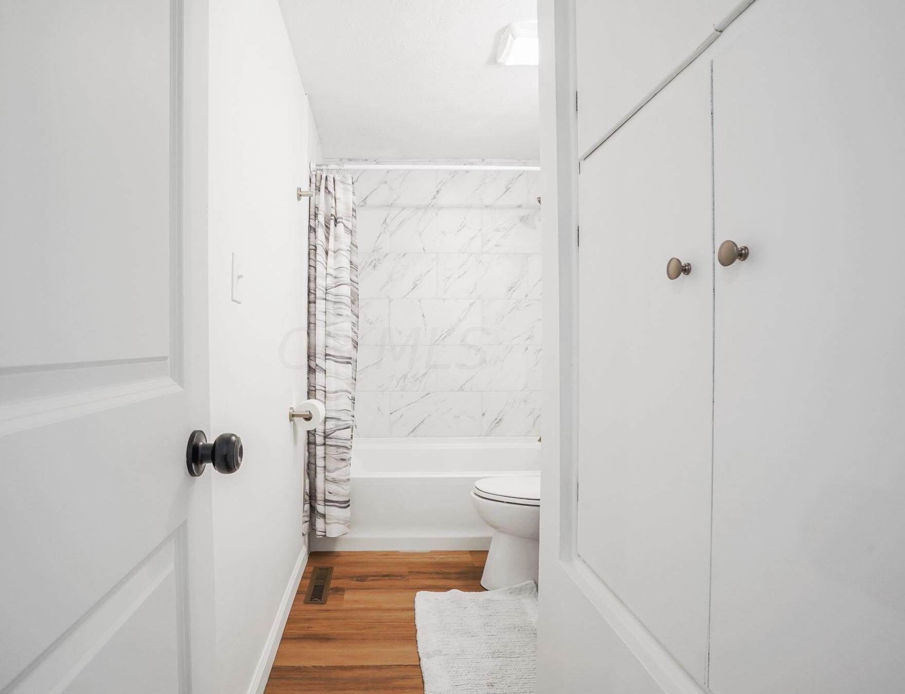 3827 Edendale Rd, Columbus OH  43207-4121 exterior