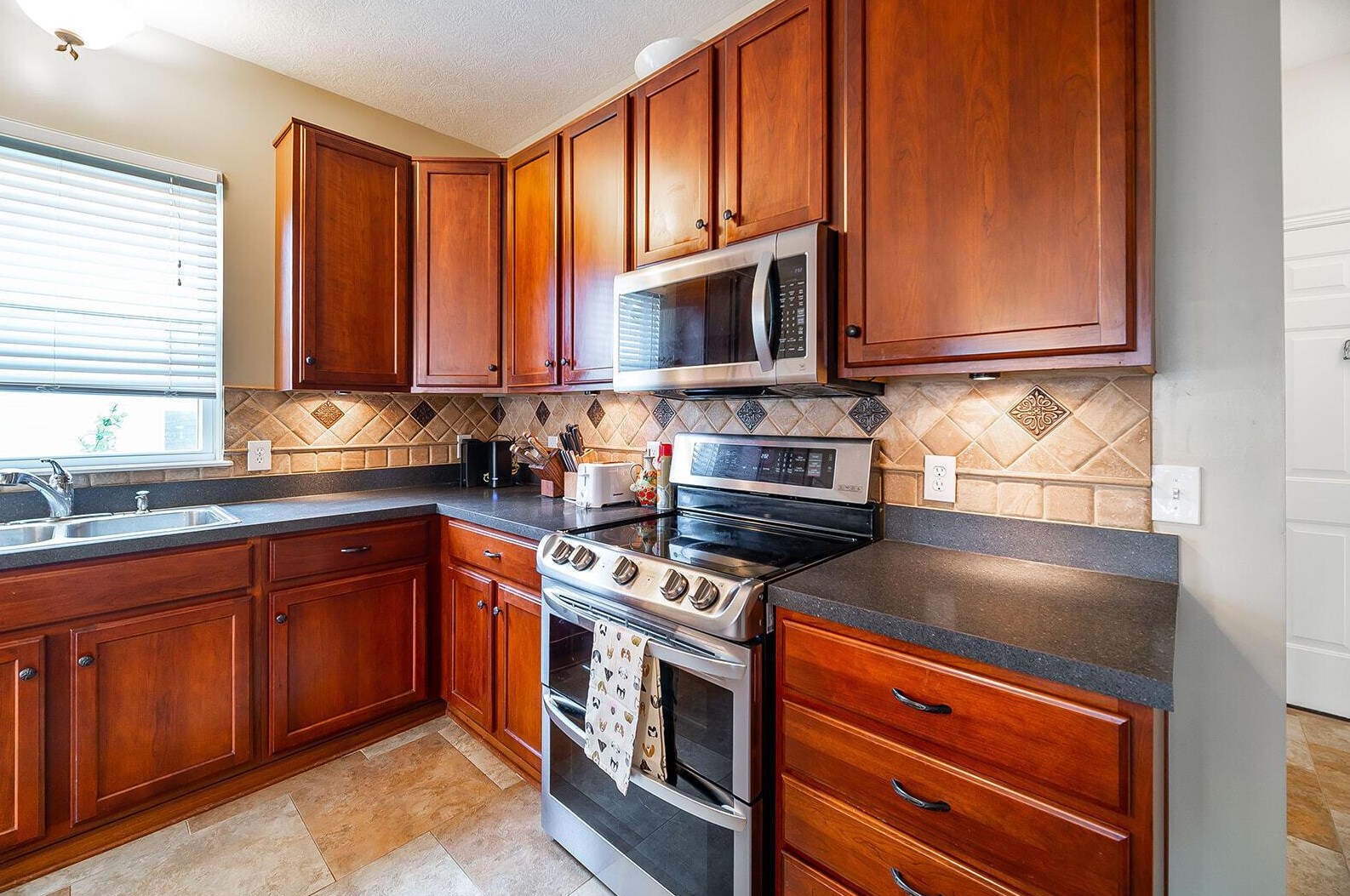 5961 Myrick Rd, Dublin OH  43016-7929 exterior