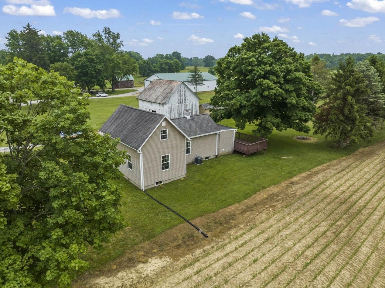 10502 Sycamore Rd, Mount Vernon, OH 43050