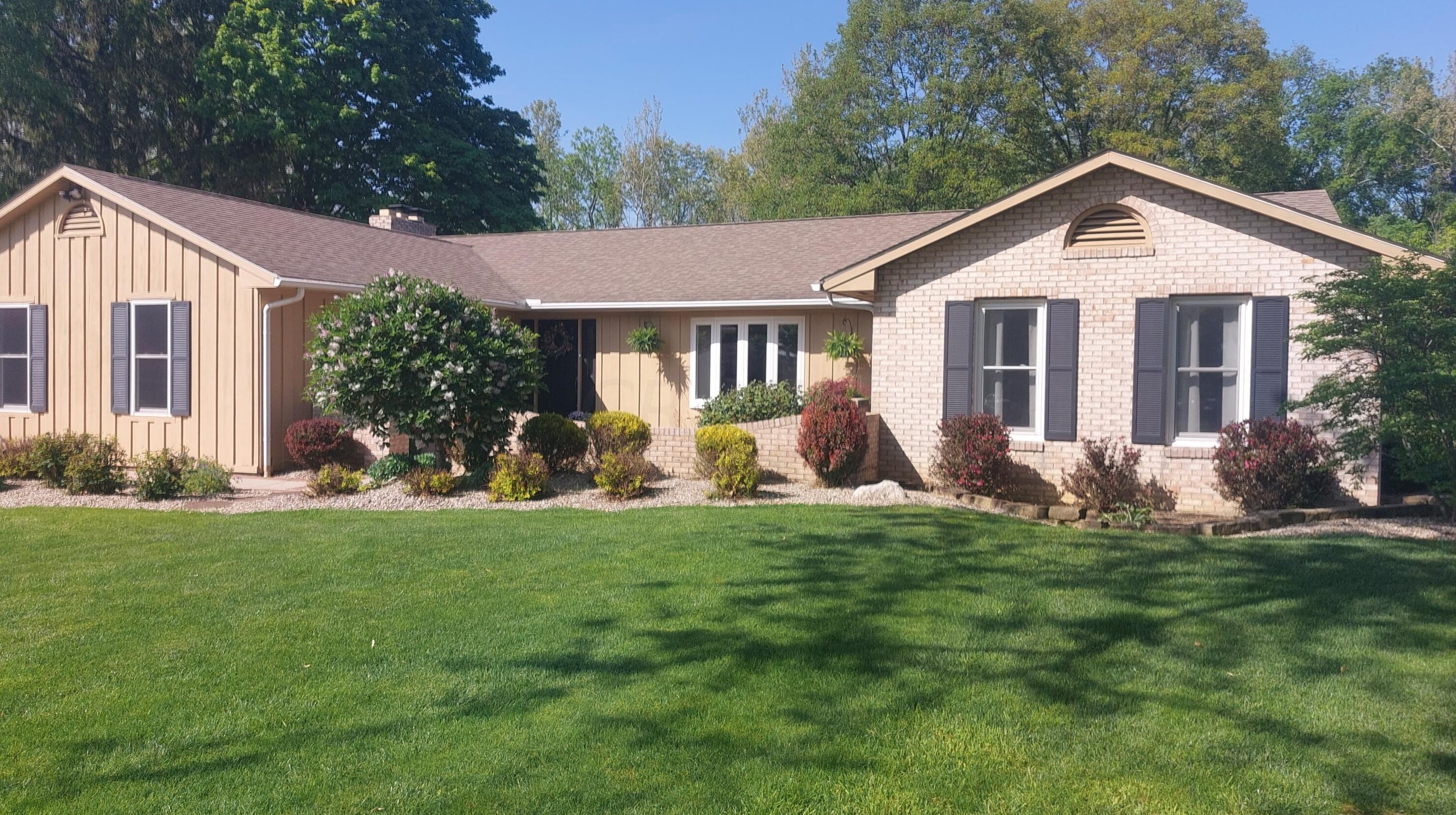 21433 Wintergreen Dr, Circleville, OH 43113-9261
