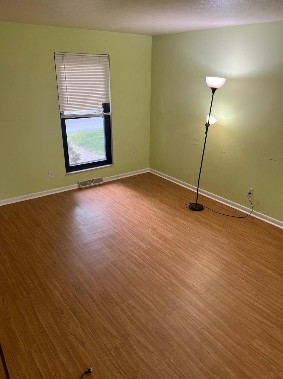 1946 Willoway Cir, Columbus, OH 43220-7531