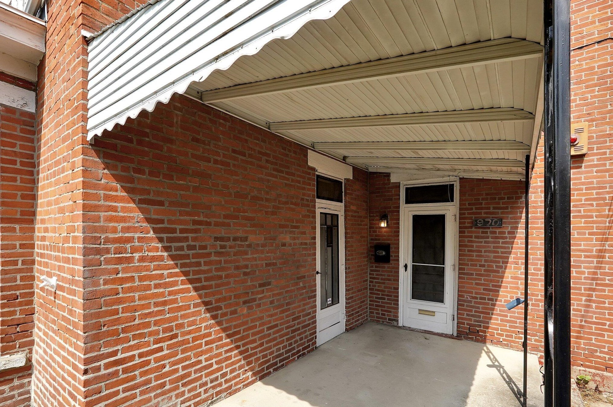 970 Hunter Ave, Columbus, OH 43201-3424