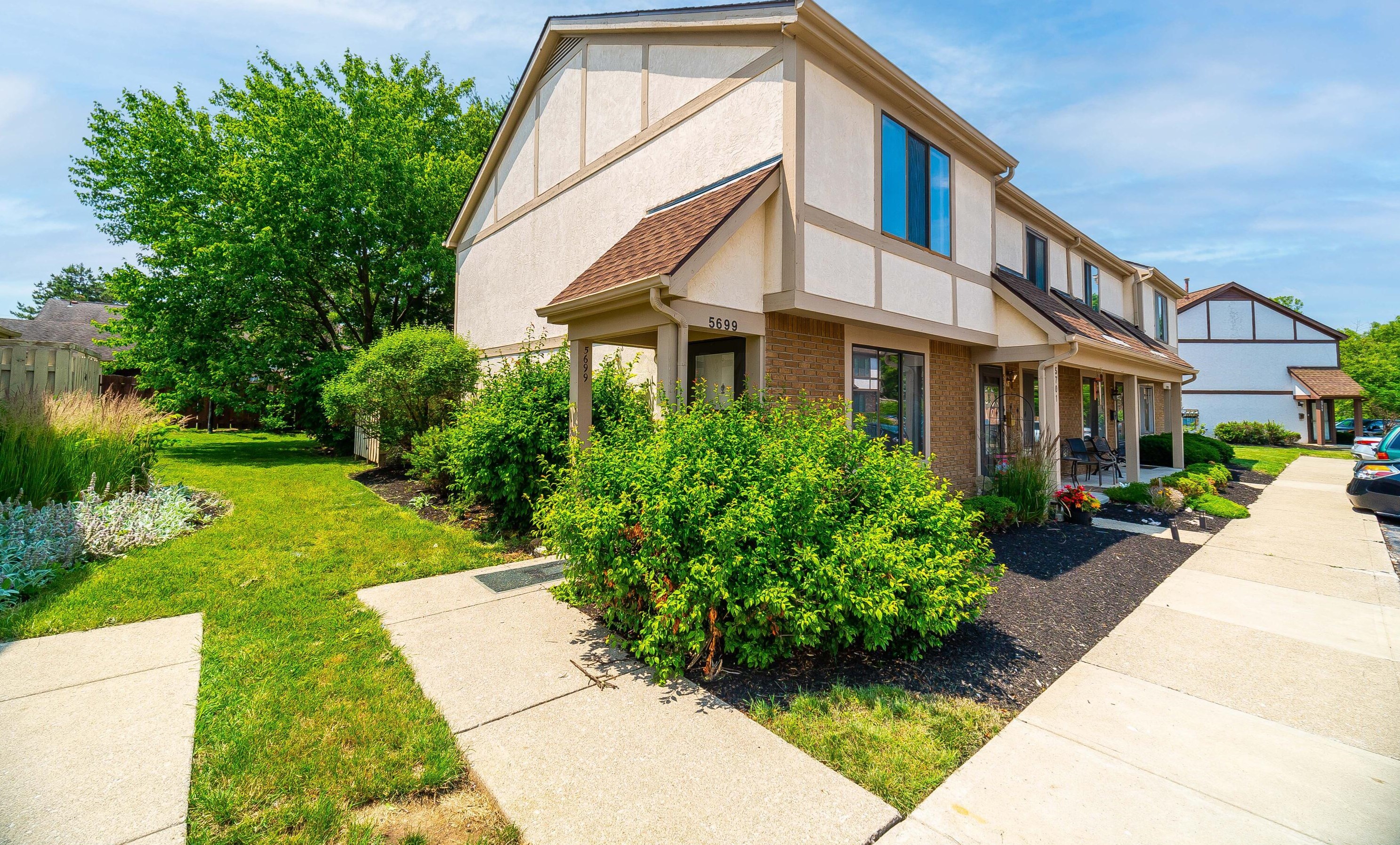 5699 Jousting Ln, Columbus, OH 43231-2979