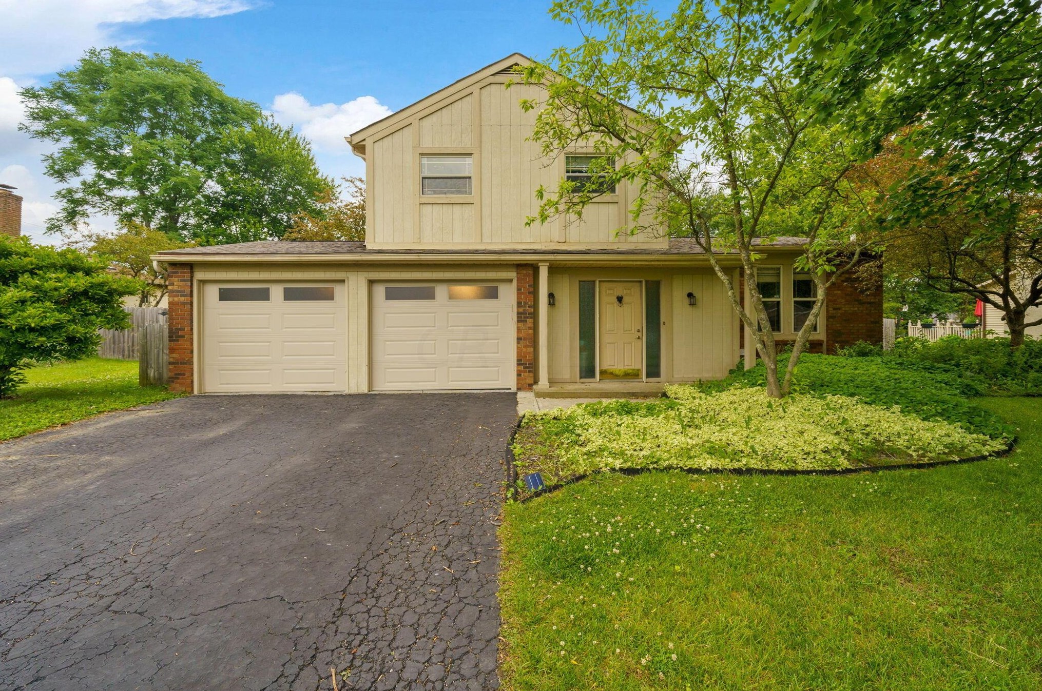 11960 Huntington Nw Way, Pickerington, OH 43147