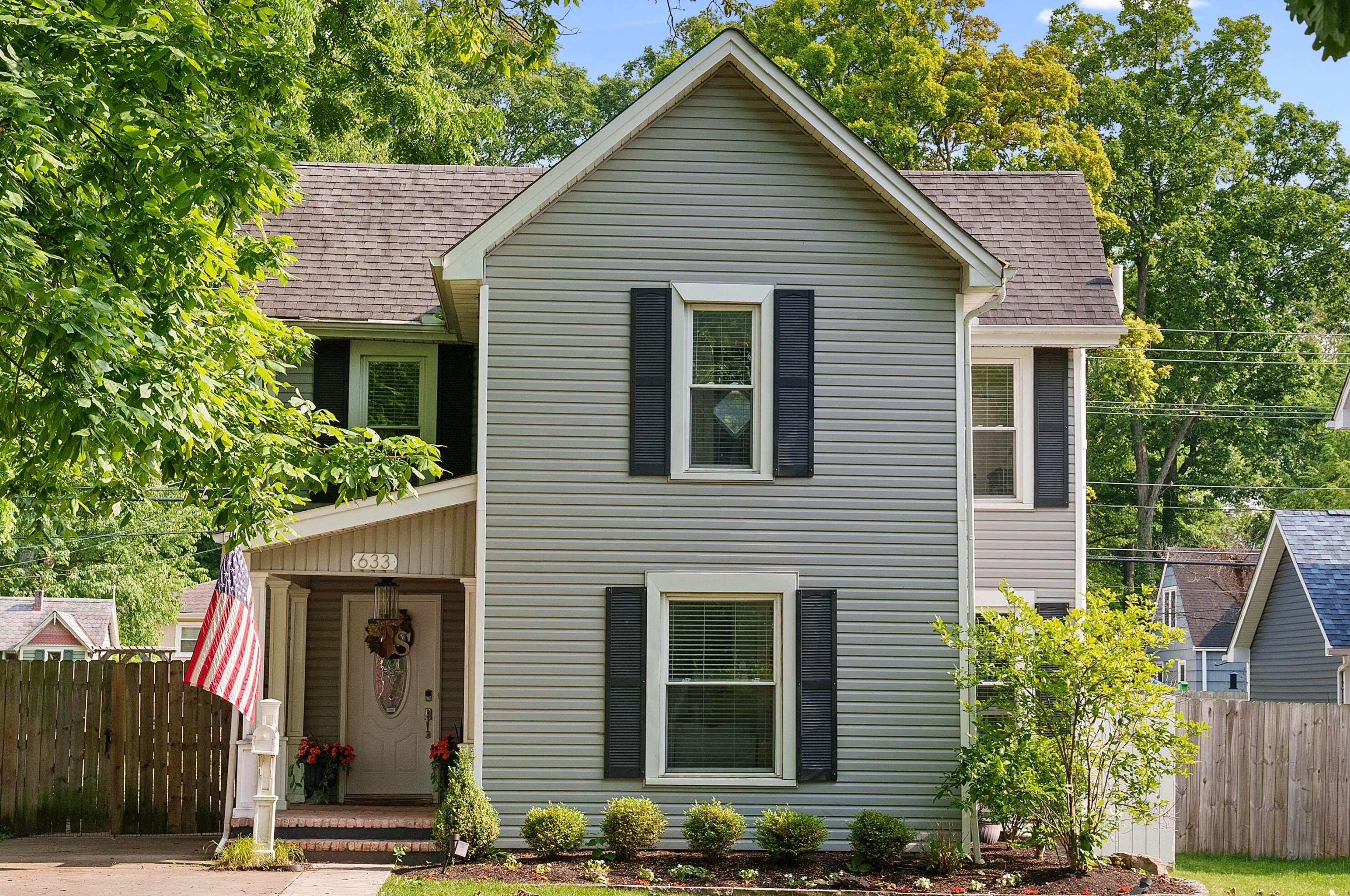633 Lincoln Ave, Columbus, OH 43214-1339