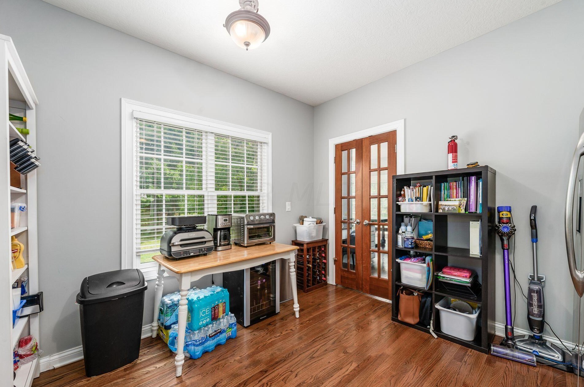 6209 Balmoral Dr, Dublin OH  43017-8595 exterior