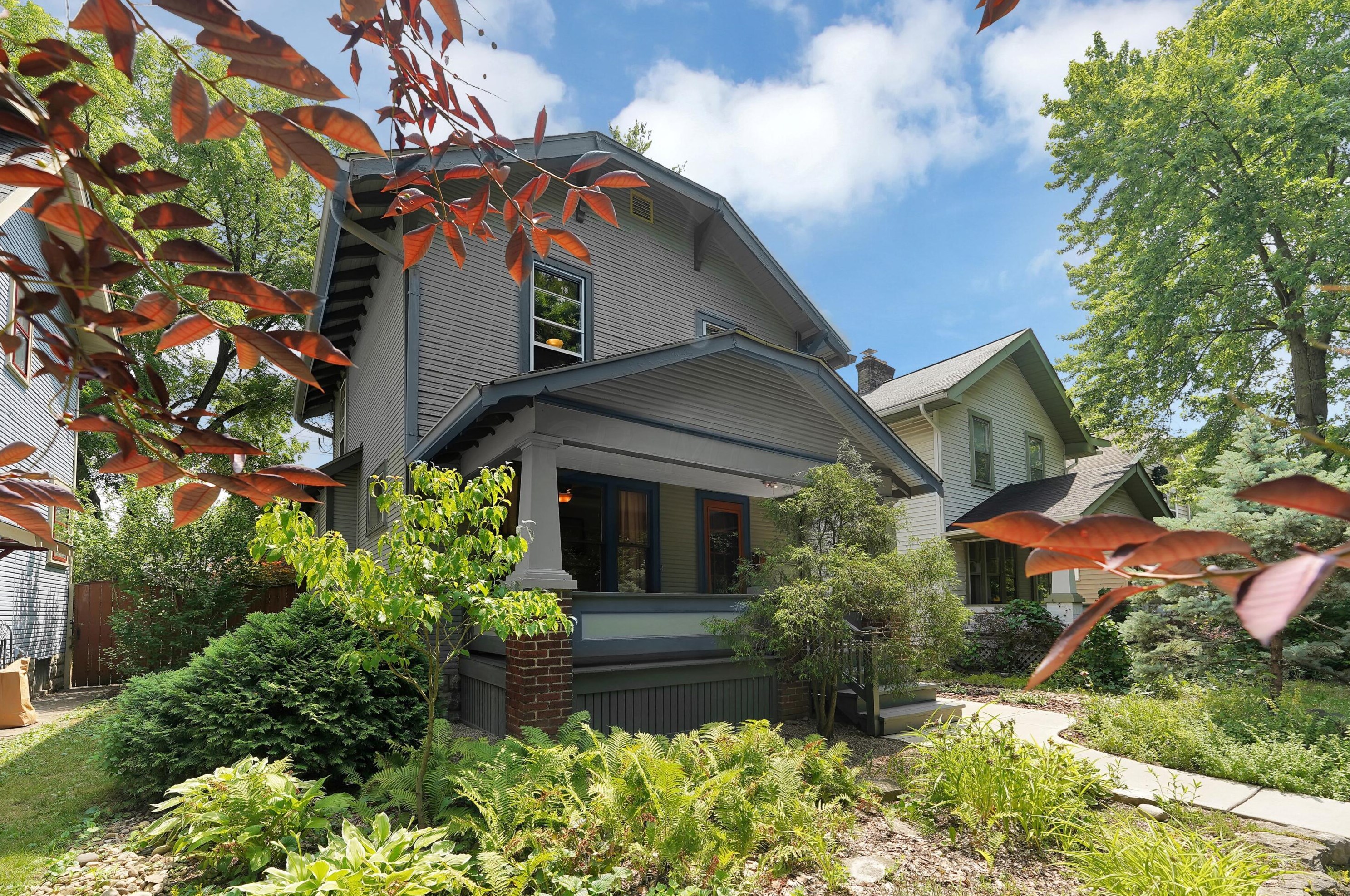 229 Lakeview Ave, Columbus, OH 43202-1218