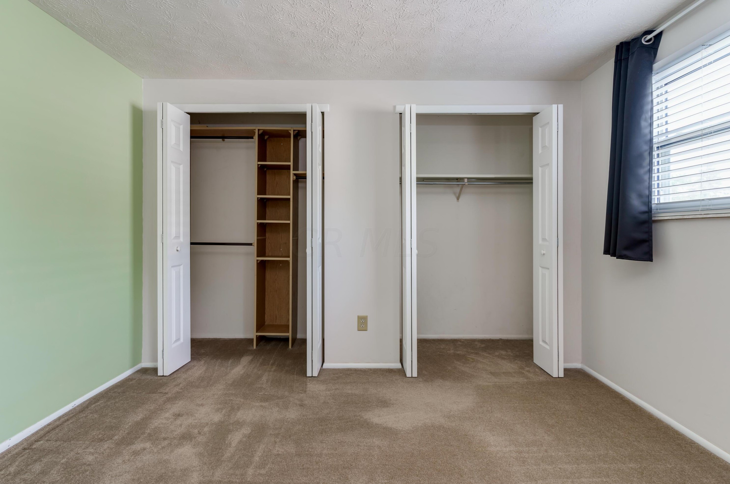 2076 Steffi Dr, Hilliard OH  43026-9432 exterior