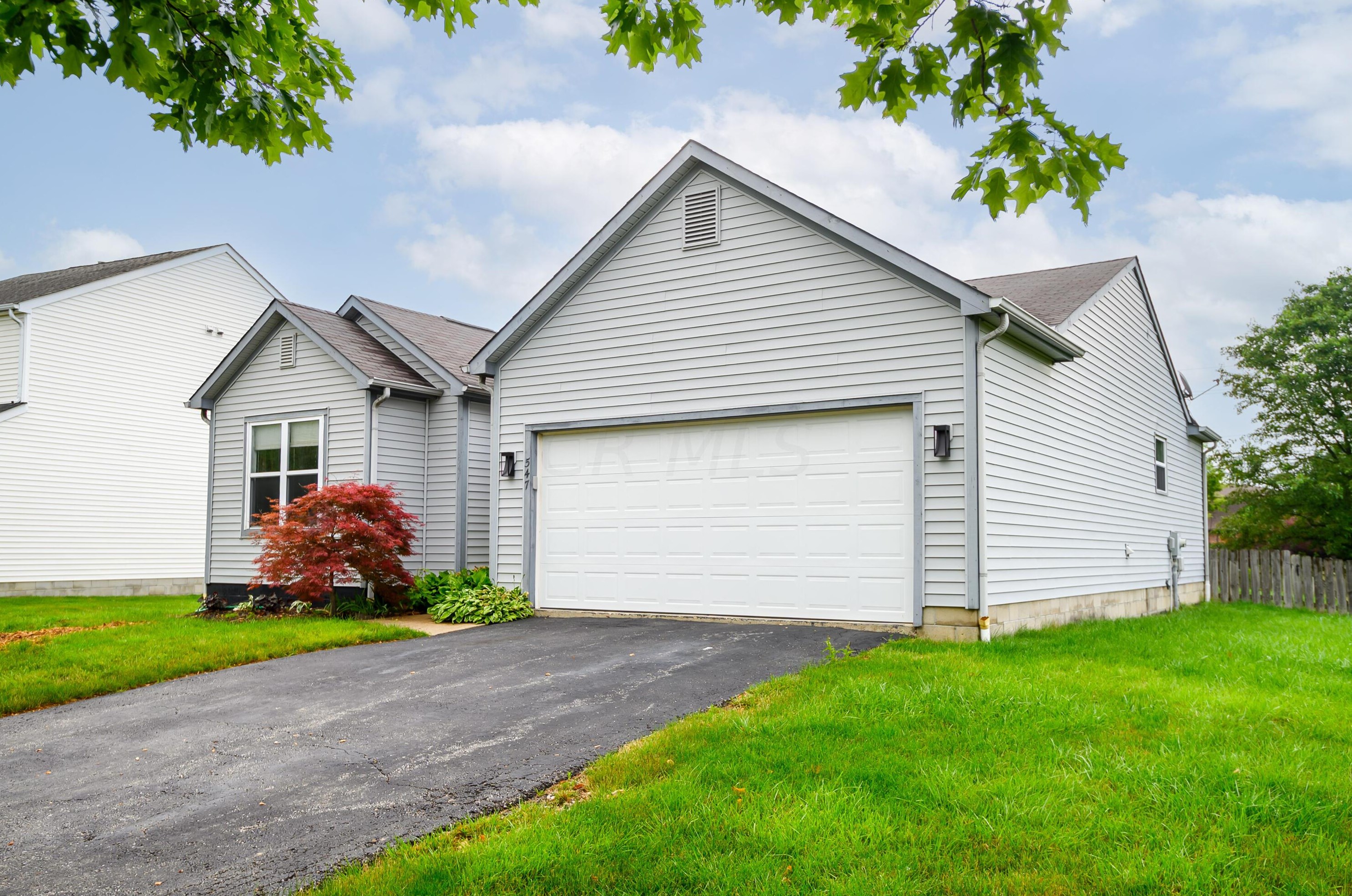 547 Carson Farms Blvd, Delaware OH  43015-2232 exterior