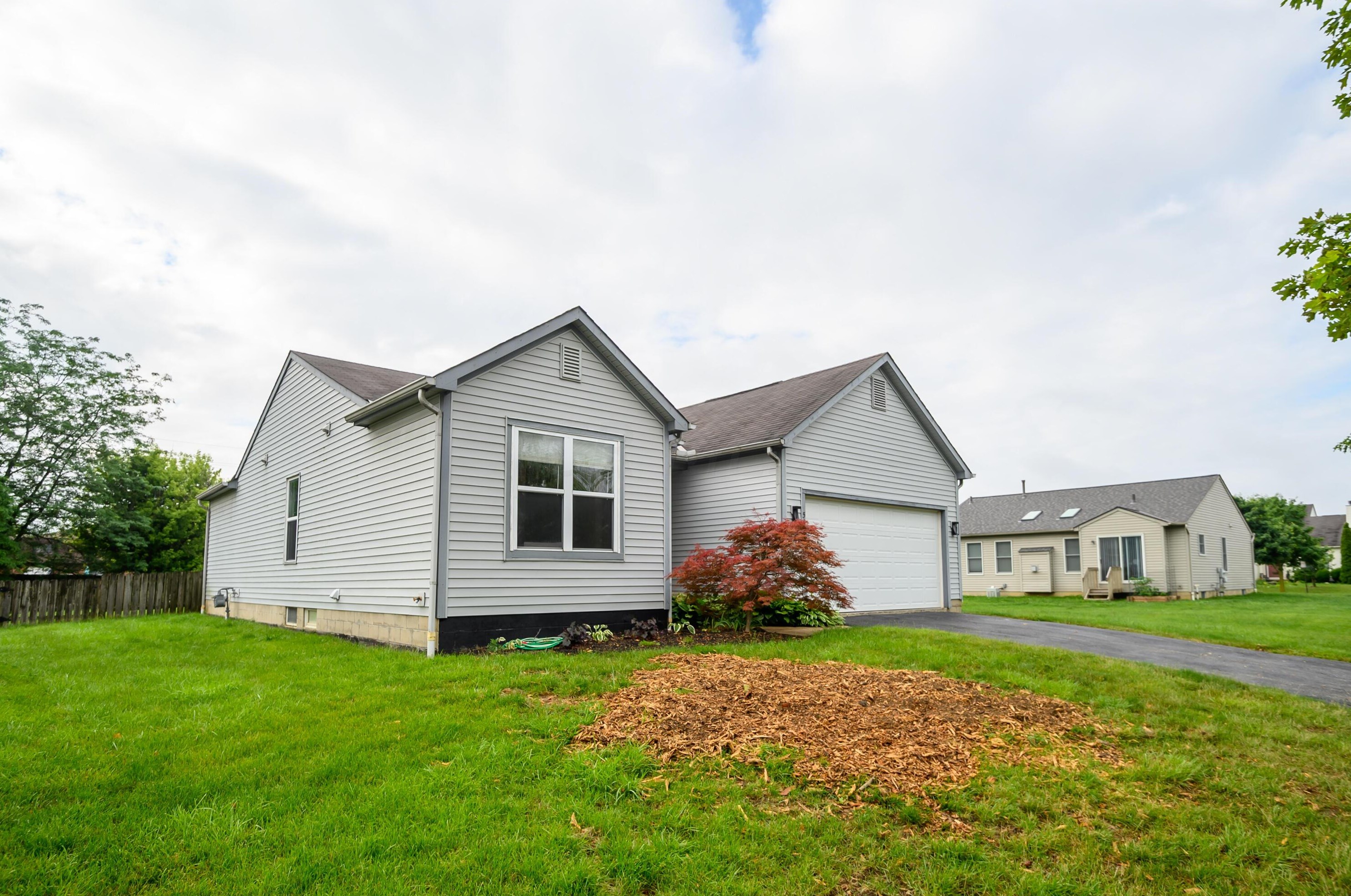 547 Carson Farms Blvd, Delaware OH  43015-2232 exterior