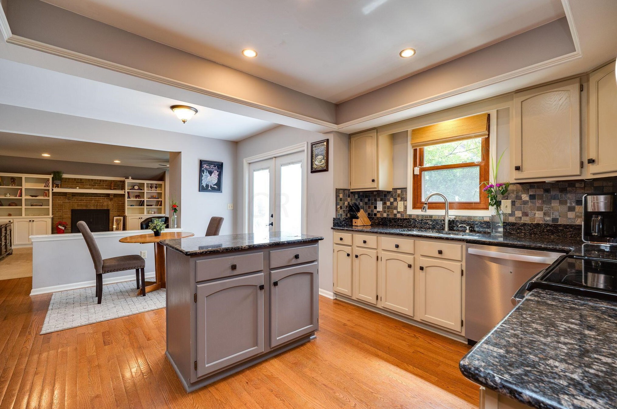 2157 Crimson Ct, Columbus, OH 43235-4244