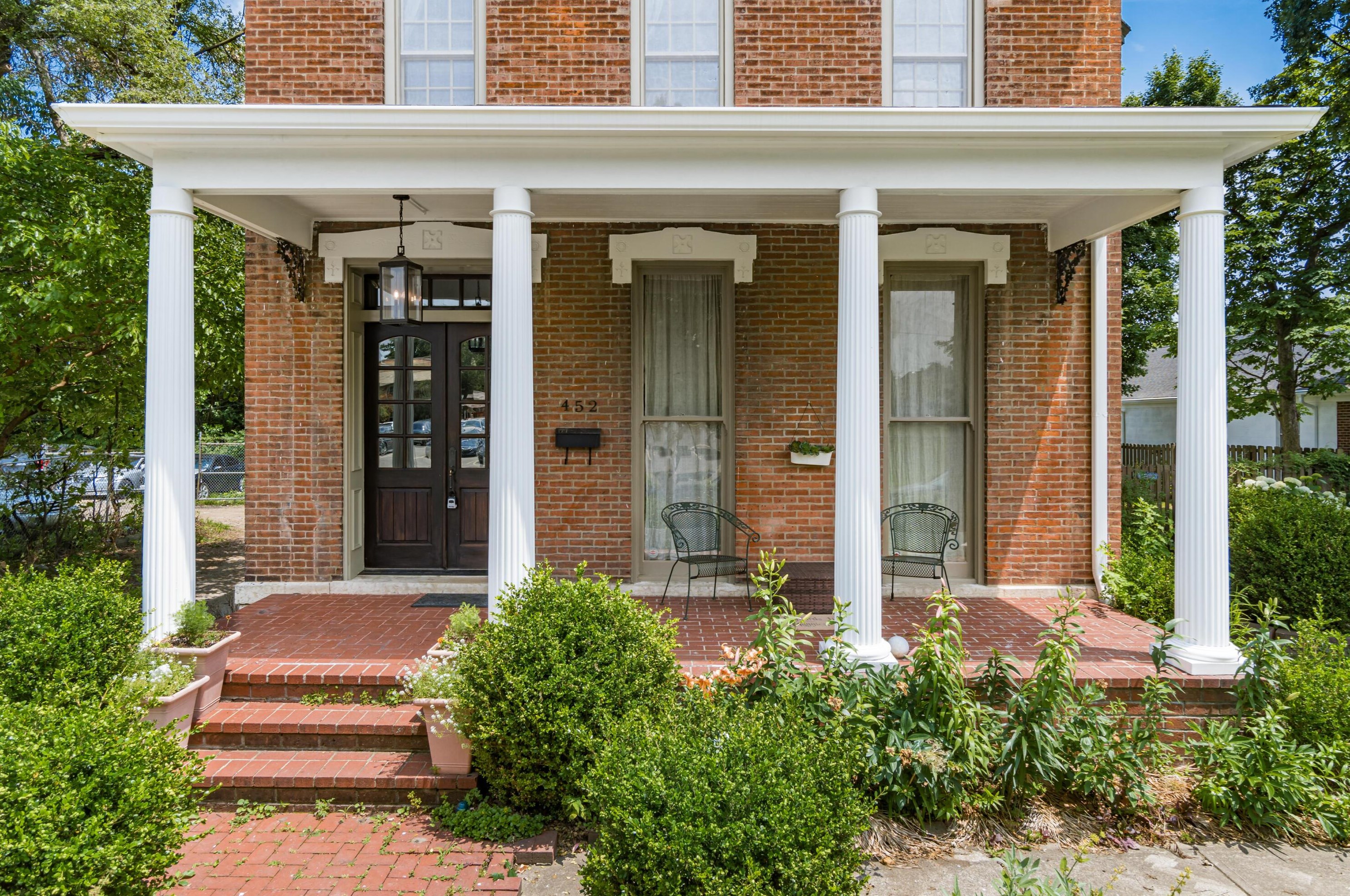 452 Kimball Pl, Columbus, OH 43205-2406