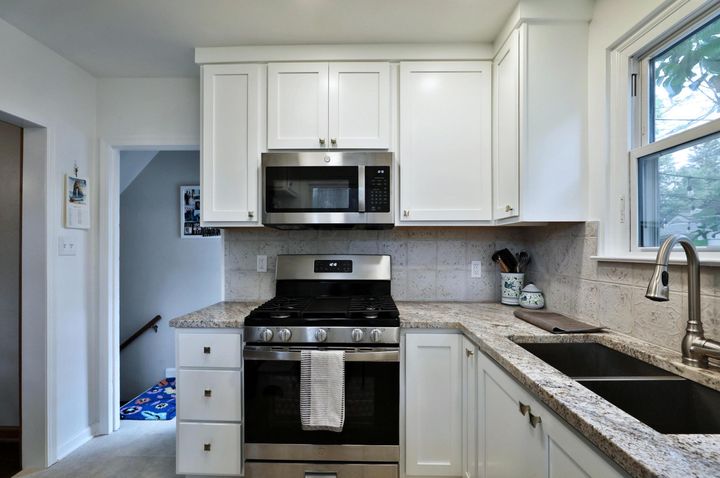 4560 Stewart Pl, Columbus OH  43214-2531 exterior