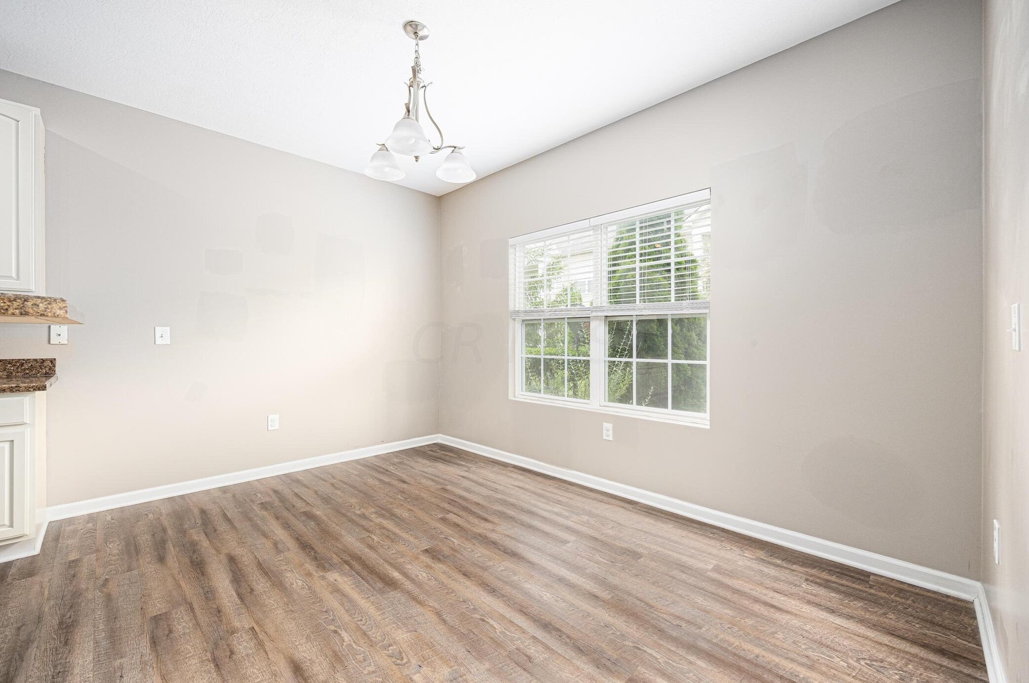 1417 Carylake Cir, Columbus OH  43240-4075 exterior