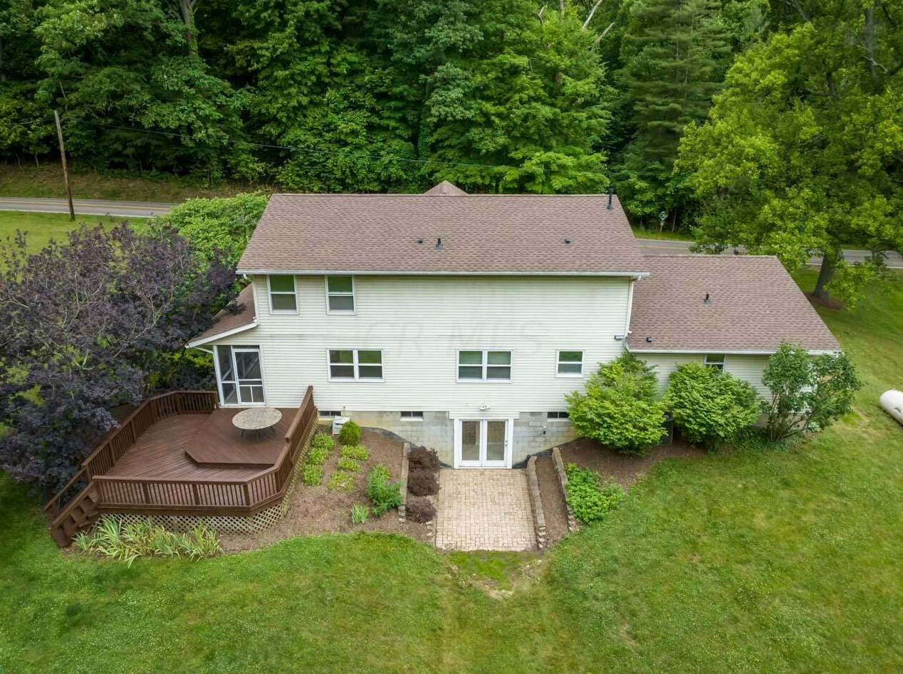 1826 Jones Rd, Granville, OH 43023