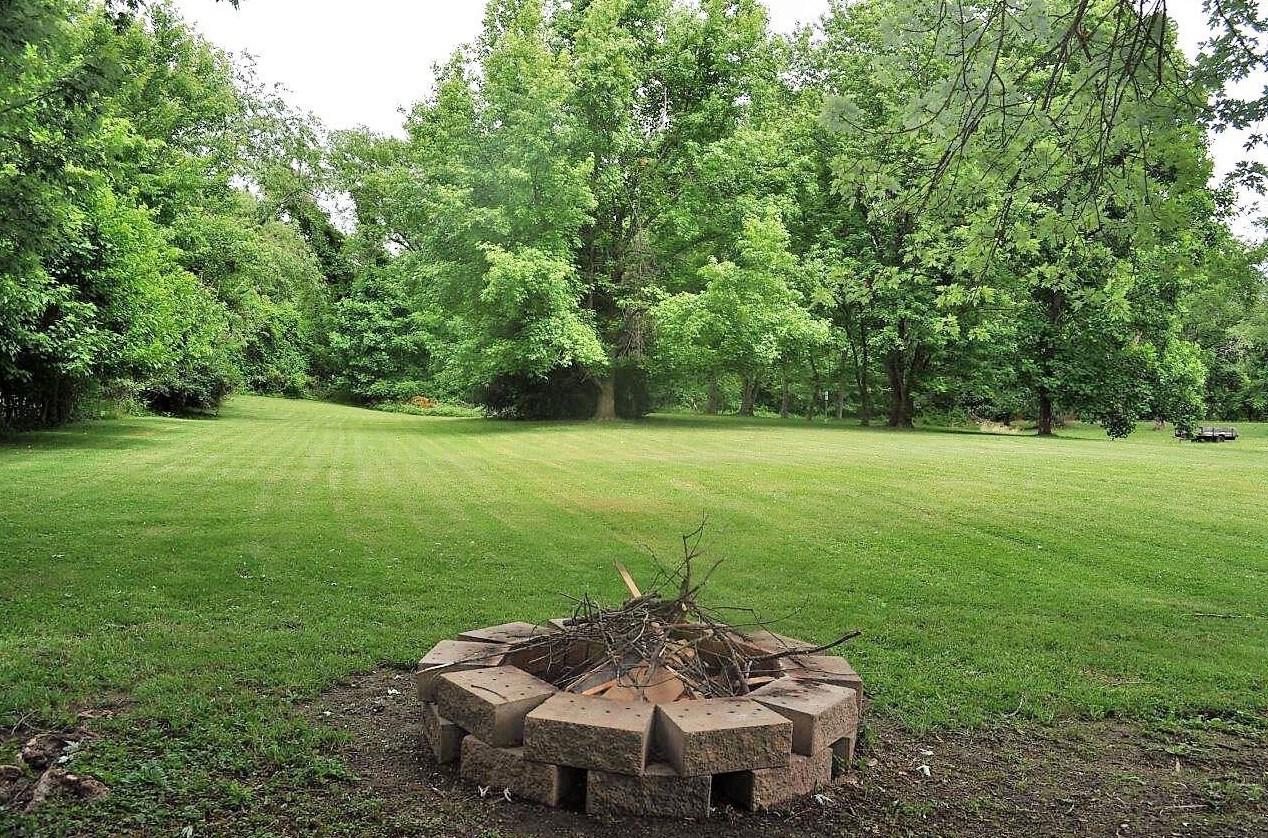 748 Hoffman Dr, Lancaster, OH 43130
