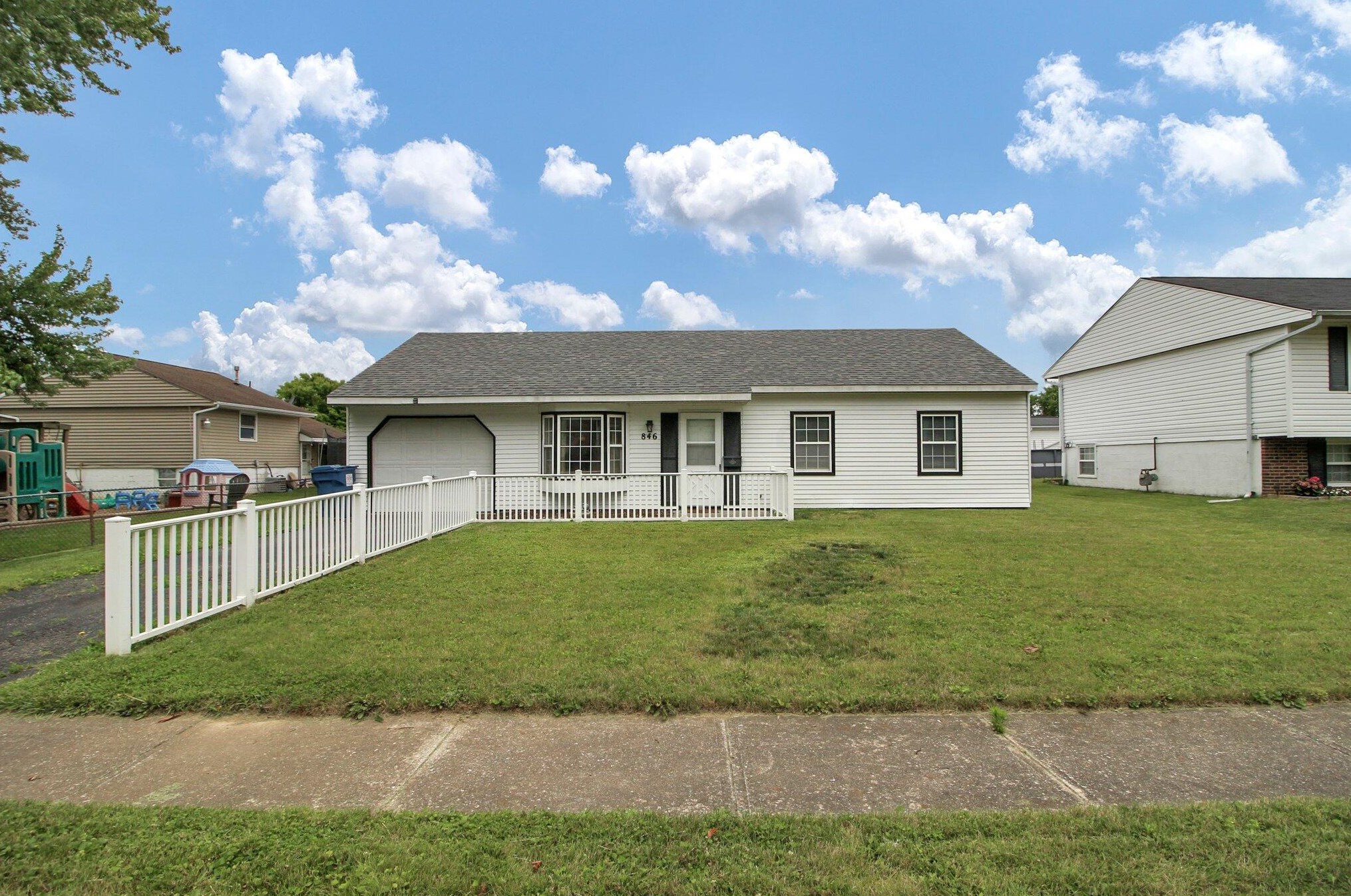 846 Traci Ct, Columbus, OH 43207-5067