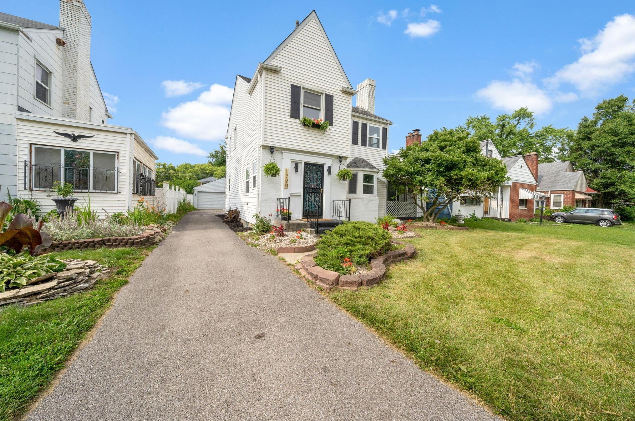 1790 Bide A Wee Park Ave, Columbus OH  43205-3039 exterior