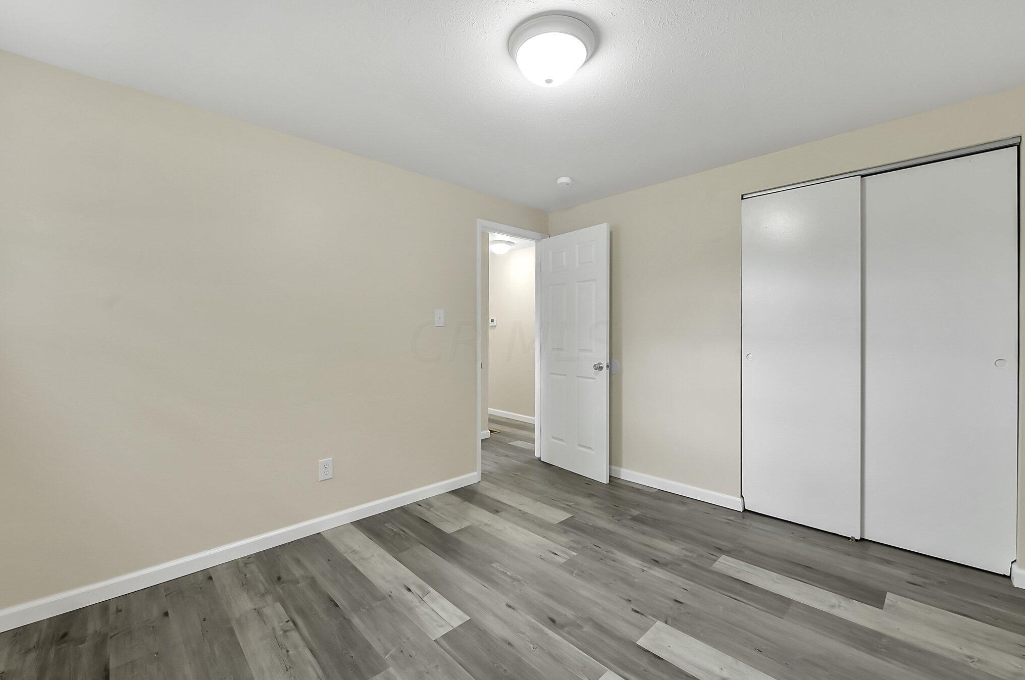 1890 Zettler Rd, Columbus OH  43227-3457 exterior