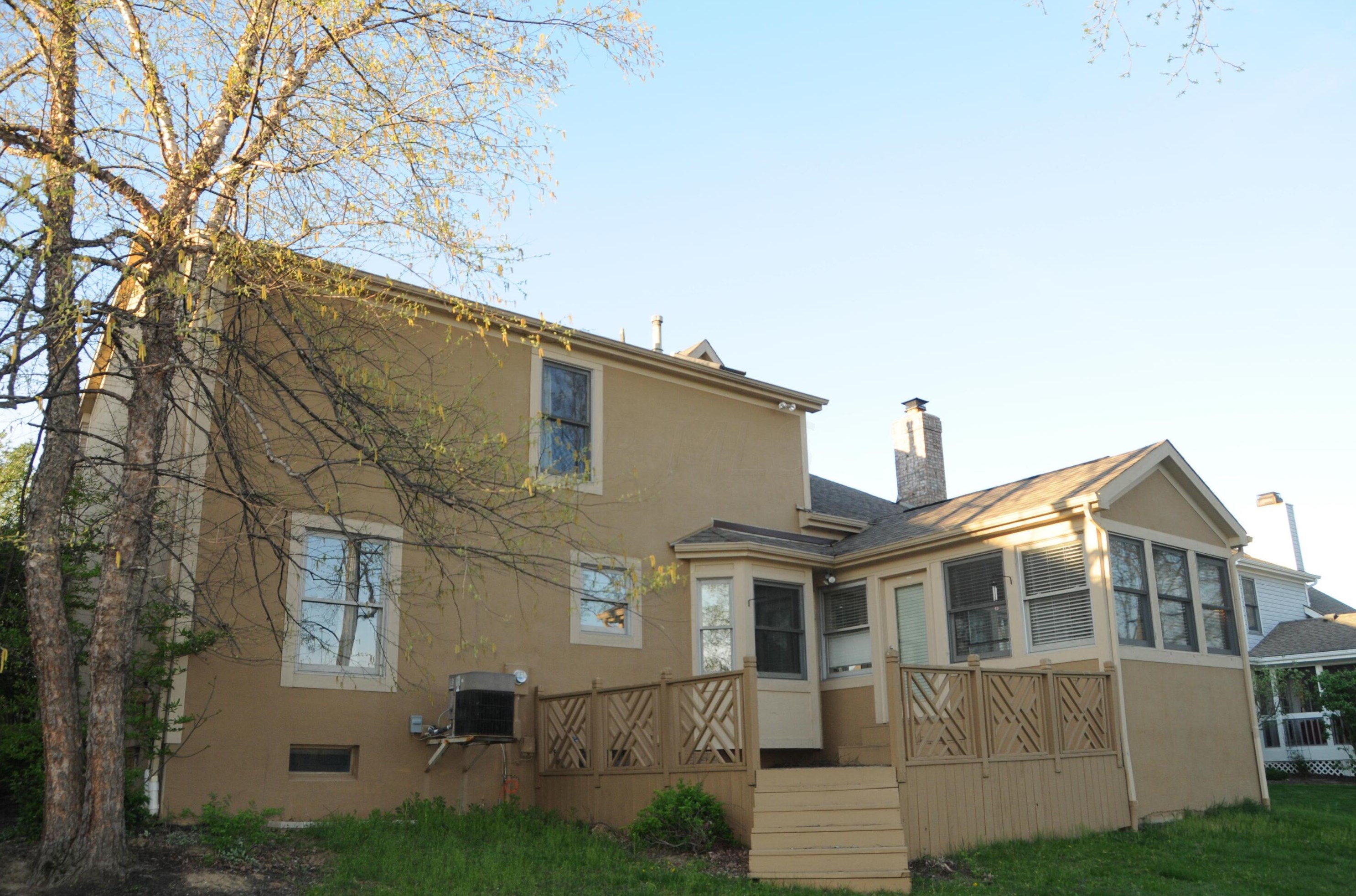 4945 Applecross Dr, Dublin OH  43017-8688 exterior