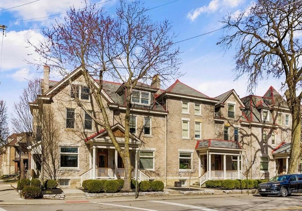 60 Buttles Ave, Columbus OH  43215-1451 exterior