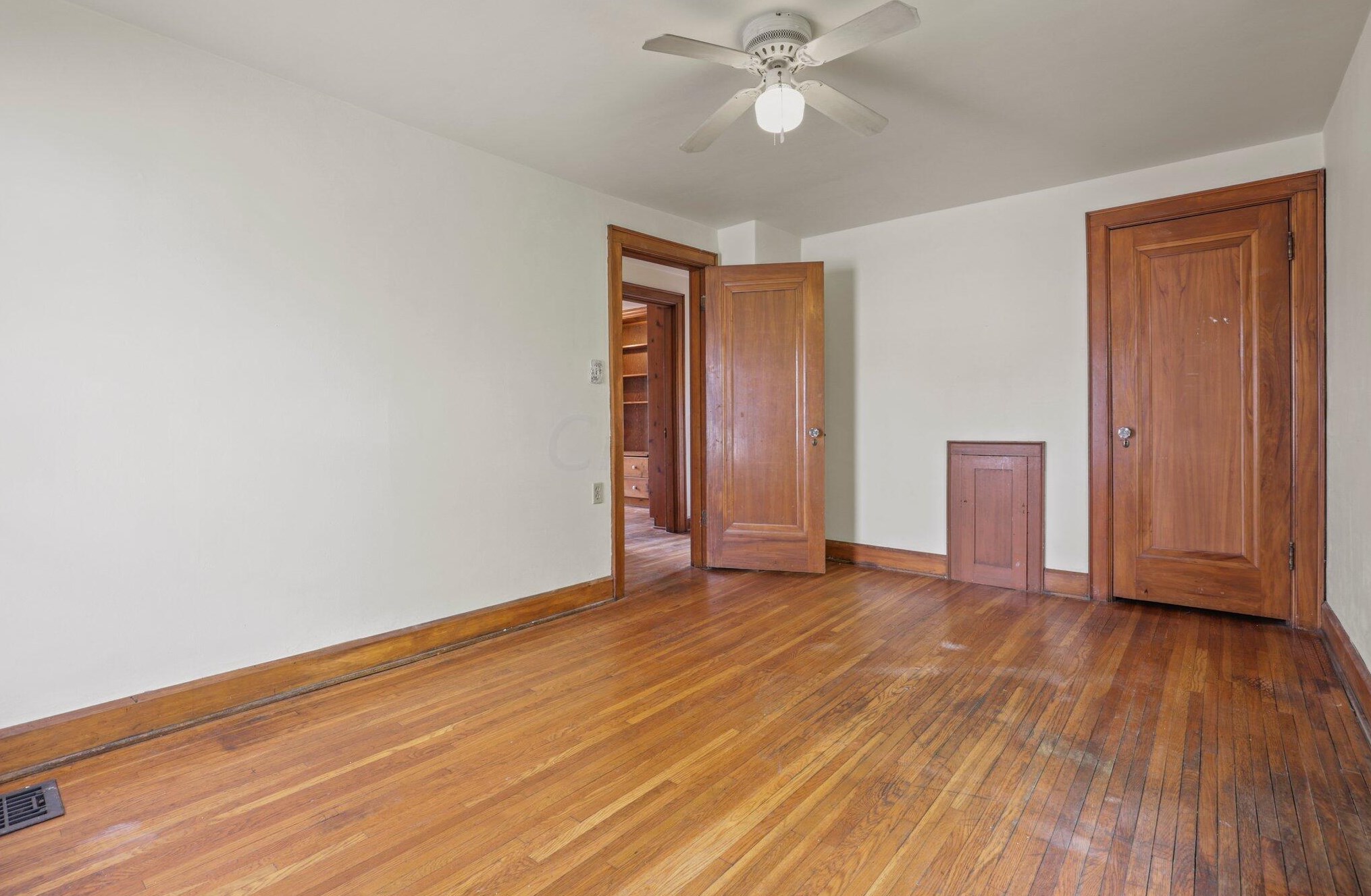 1051 Virginia Ave, Columbus OH 43212-3565 exterior