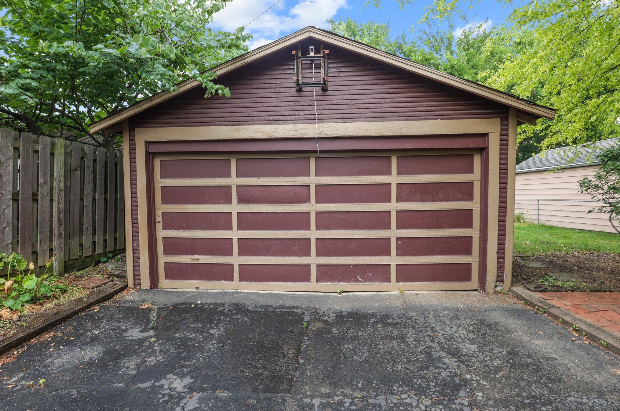 1051 Virginia Ave, Columbus OH 43212-3565 exterior