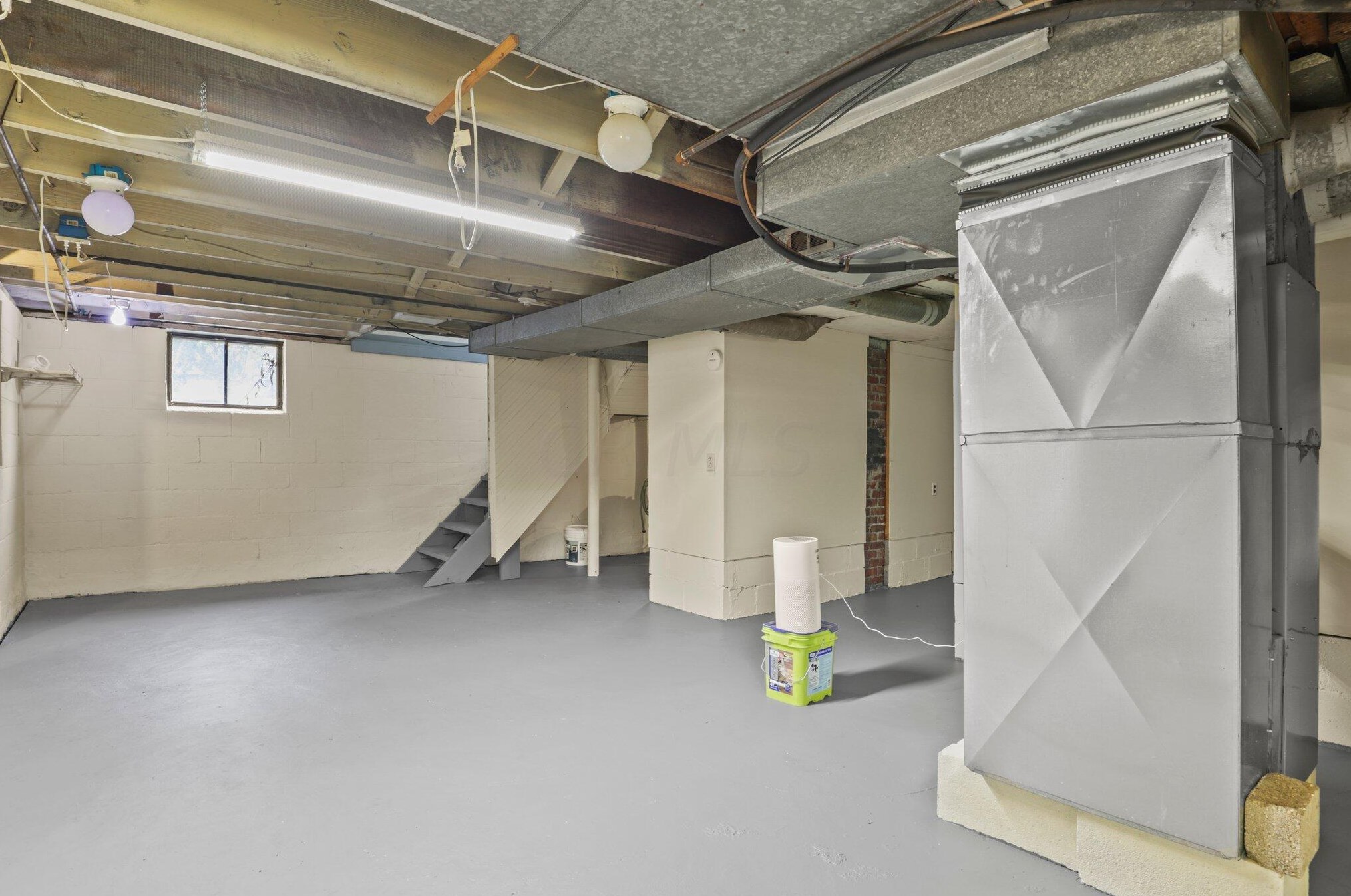 1051 Virginia Ave, Columbus OH 43212-3565 exterior