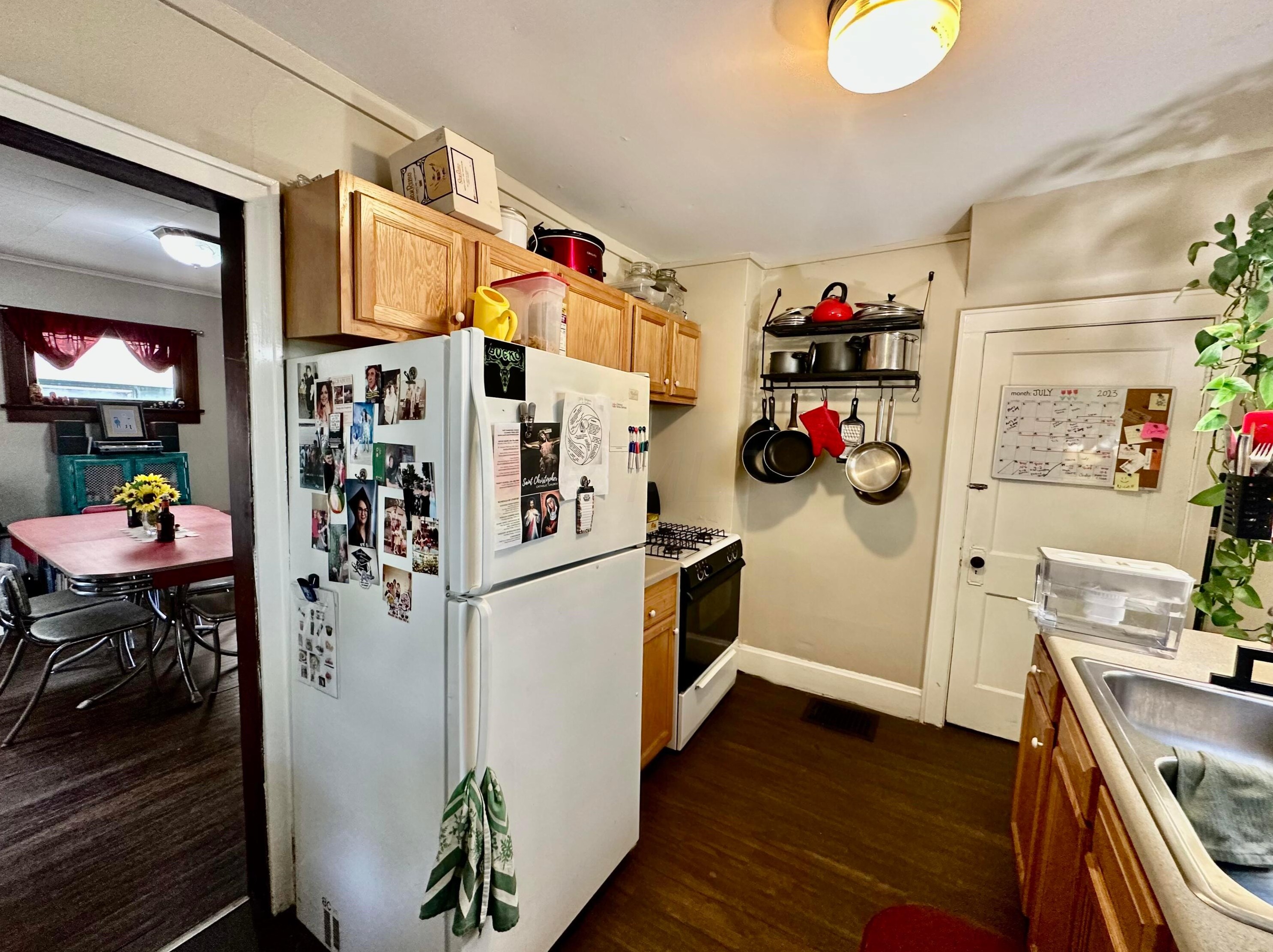 482 Alden Ave, Columbus OH 43201-1396 exterior