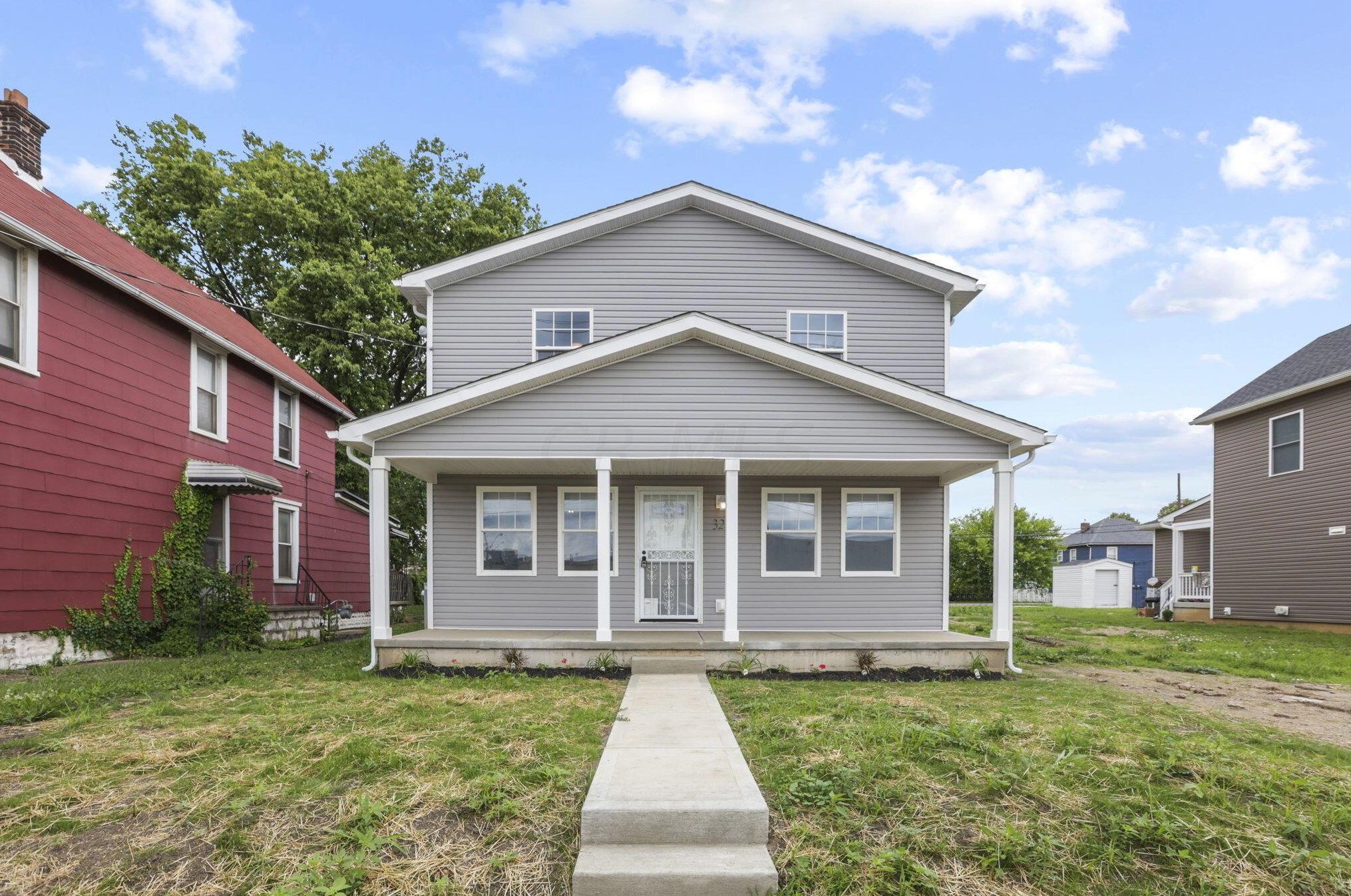 324 Hosack St, Columbus, OH 43207-2355