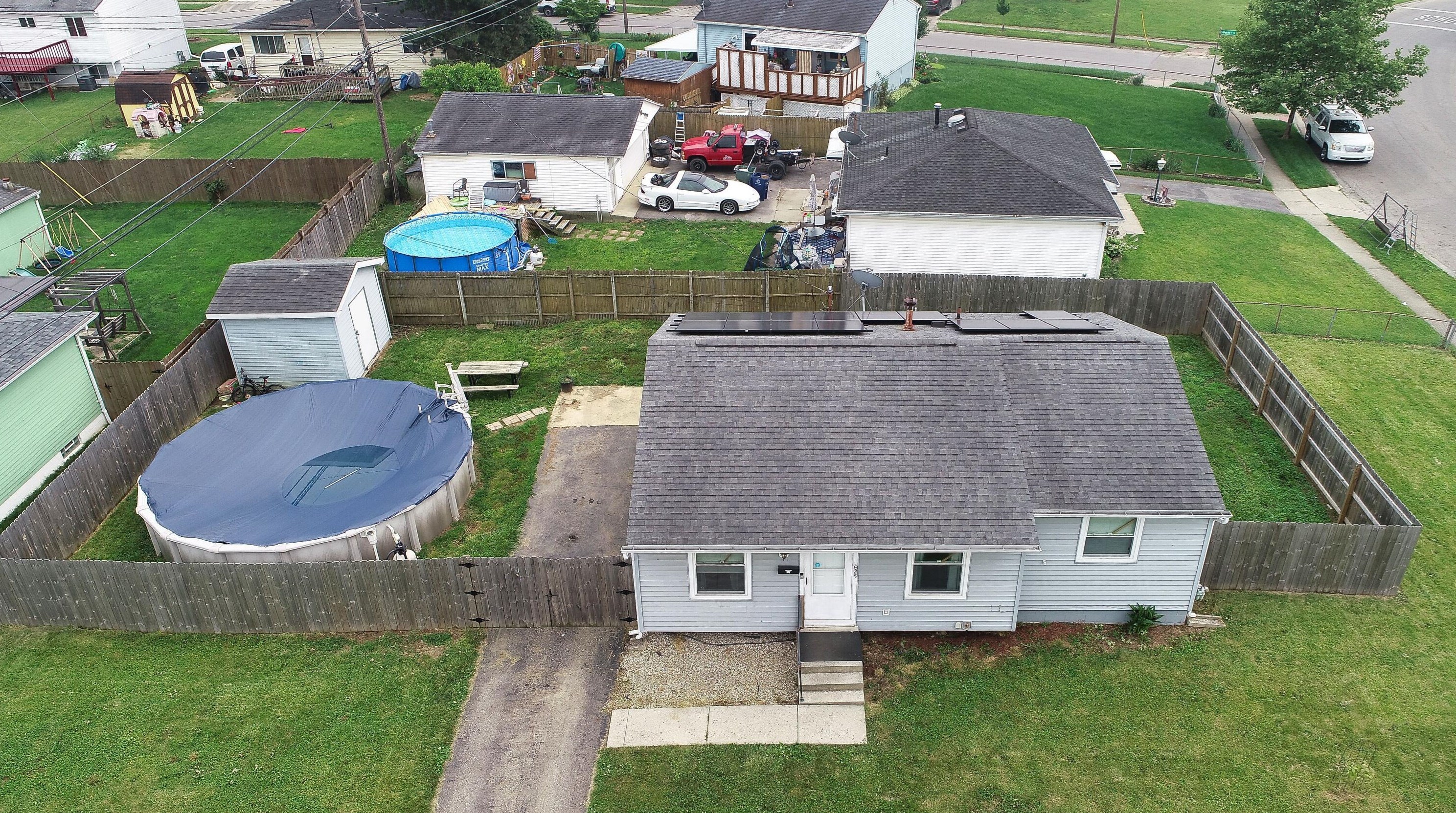 825 Higbee Dr, Columbus, OH 43207-4257