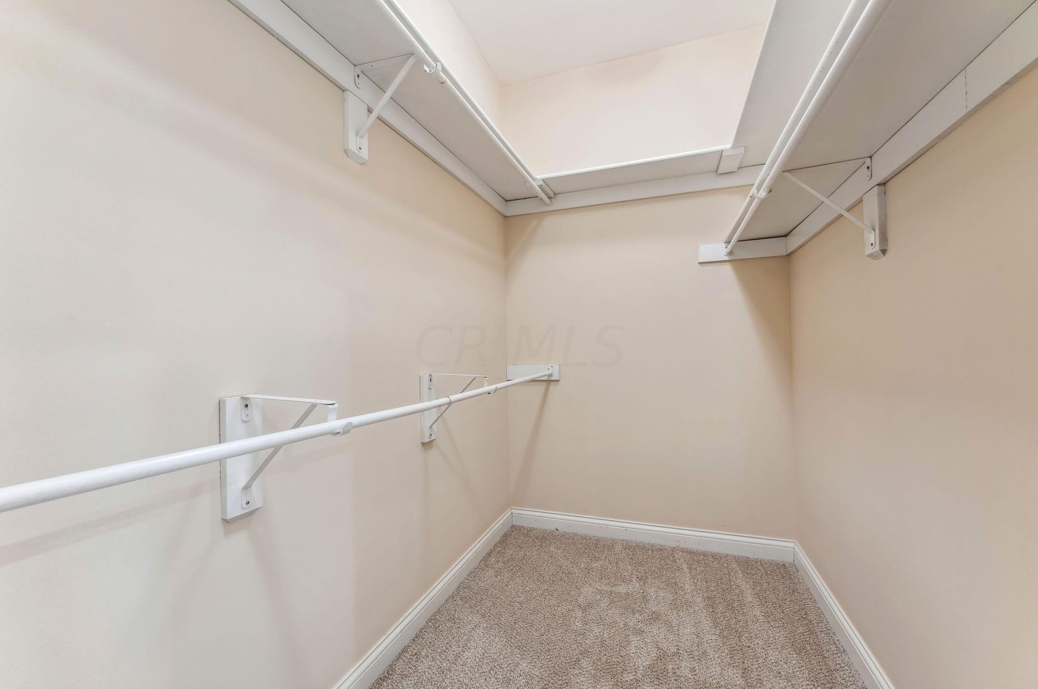 2781 Edgewood Rd, Columbus OH 43220-4517 exterior