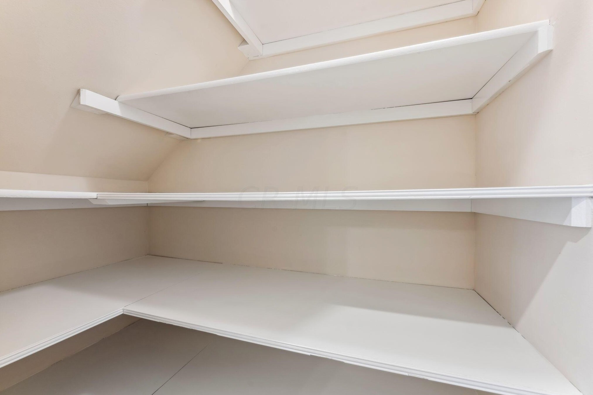 2781 Edgewood Rd, Columbus OH 43220-4517 exterior