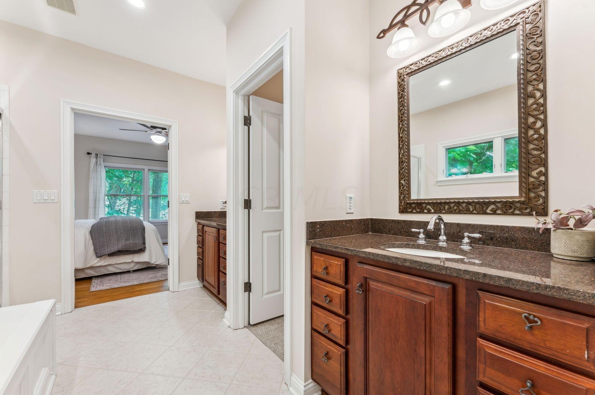 2781 Edgewood Rd, Columbus OH 43220-4517 exterior