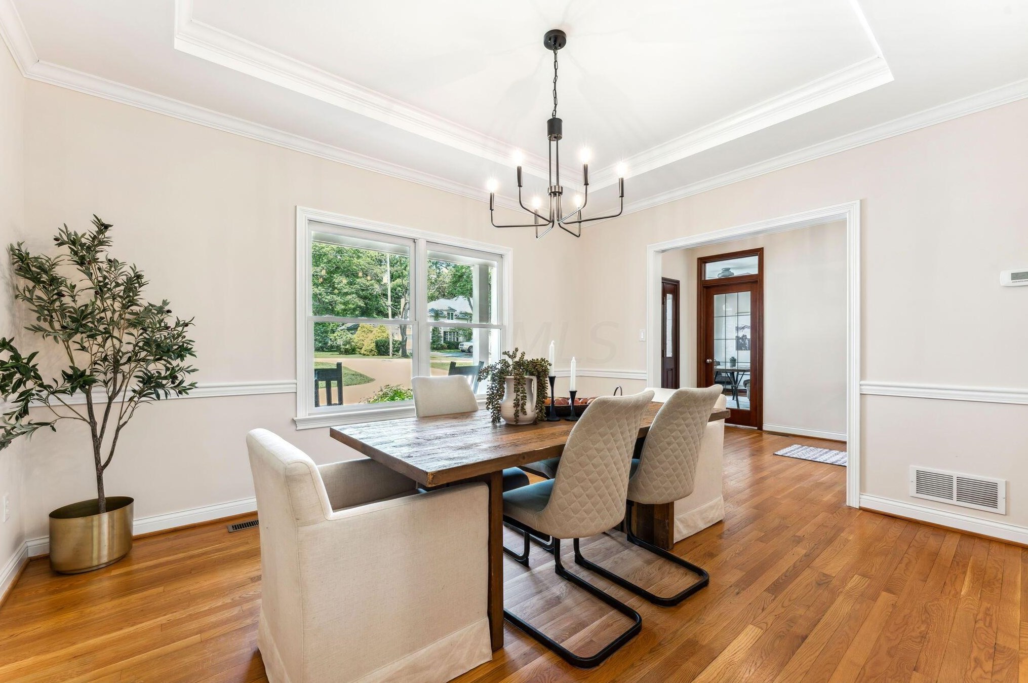 2781 Edgewood Rd, Columbus OH 43220-4517 exterior