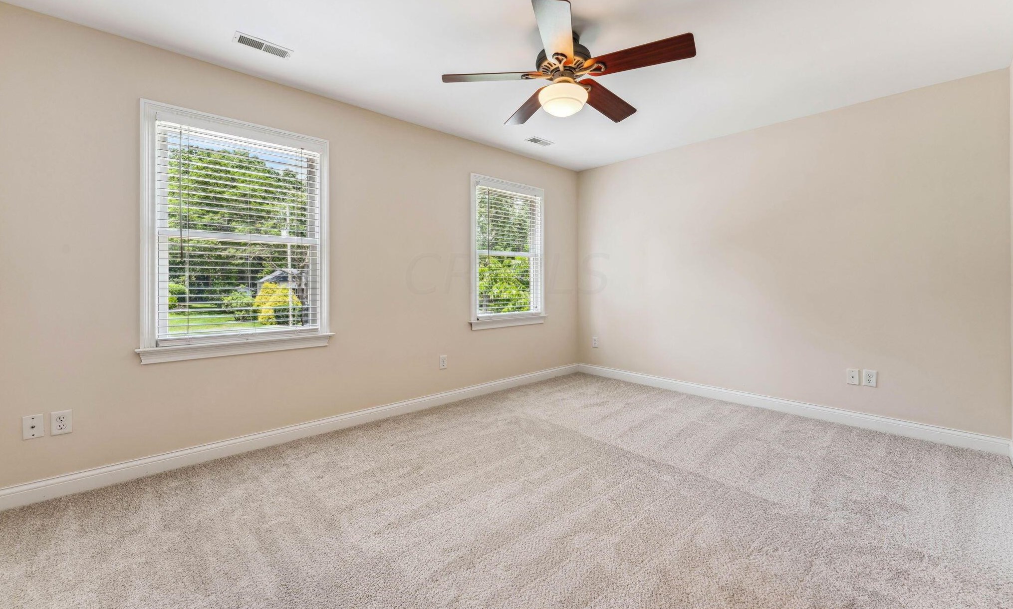 2781 Edgewood Rd, Columbus OH 43220-4517 exterior