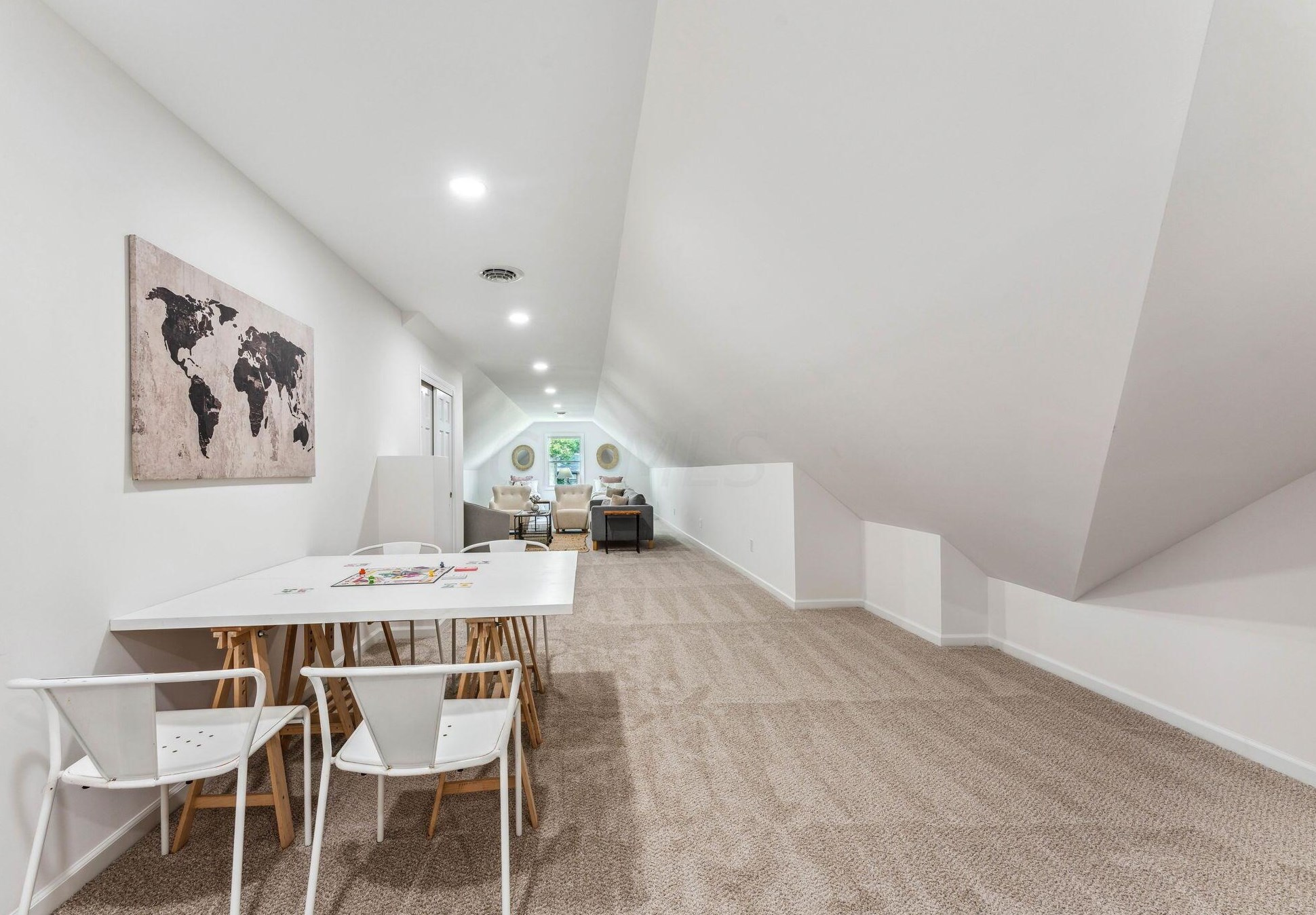 2781 Edgewood Rd, Columbus OH 43220-4517 exterior