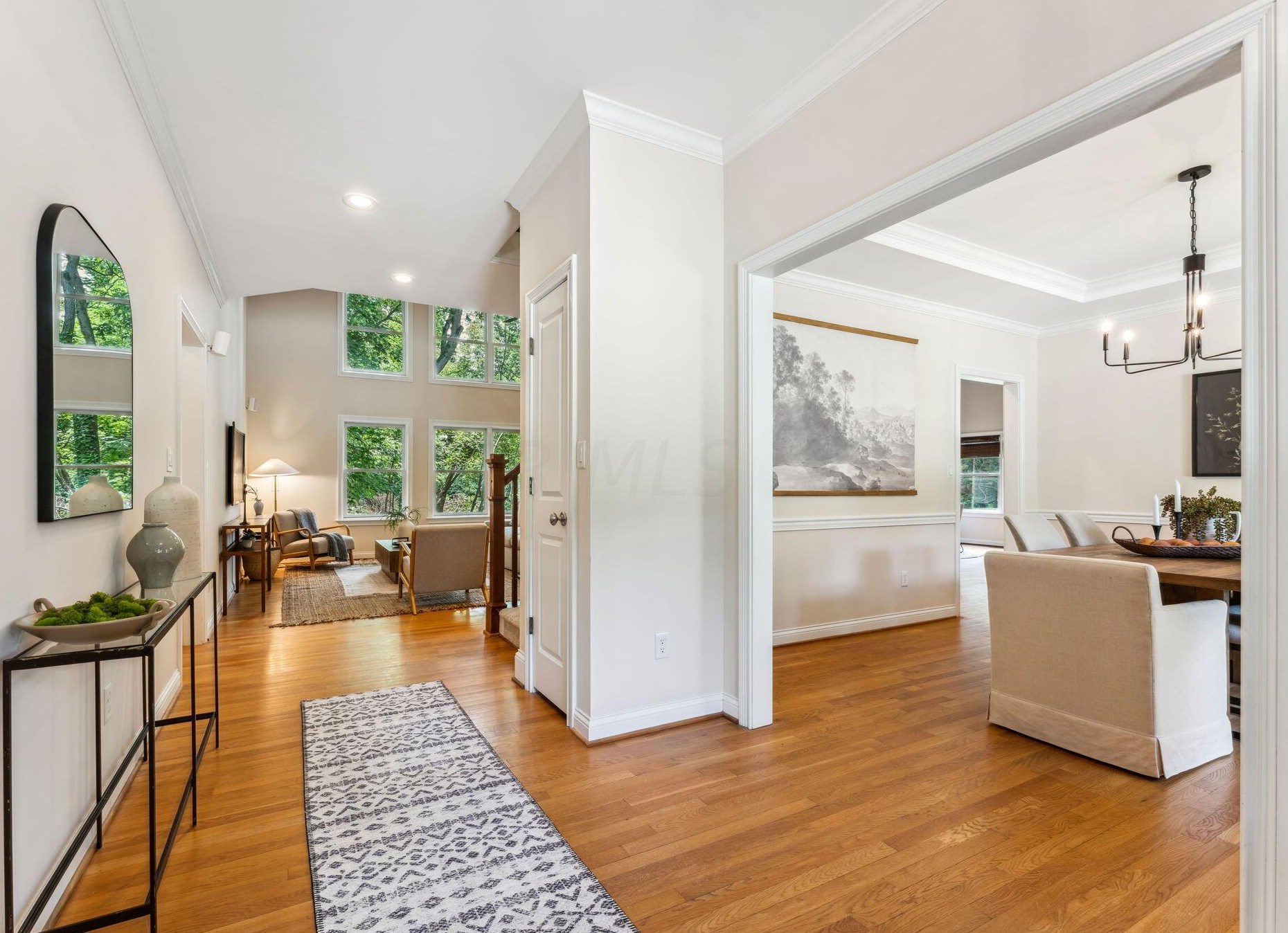 2781 Edgewood Rd, Columbus OH 43220-4517 exterior