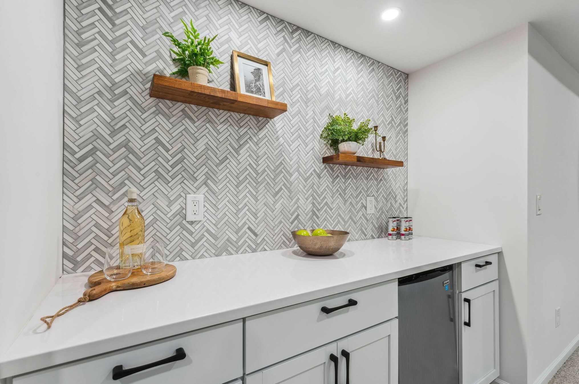 2781 Edgewood Rd, Columbus OH 43220-4517 exterior