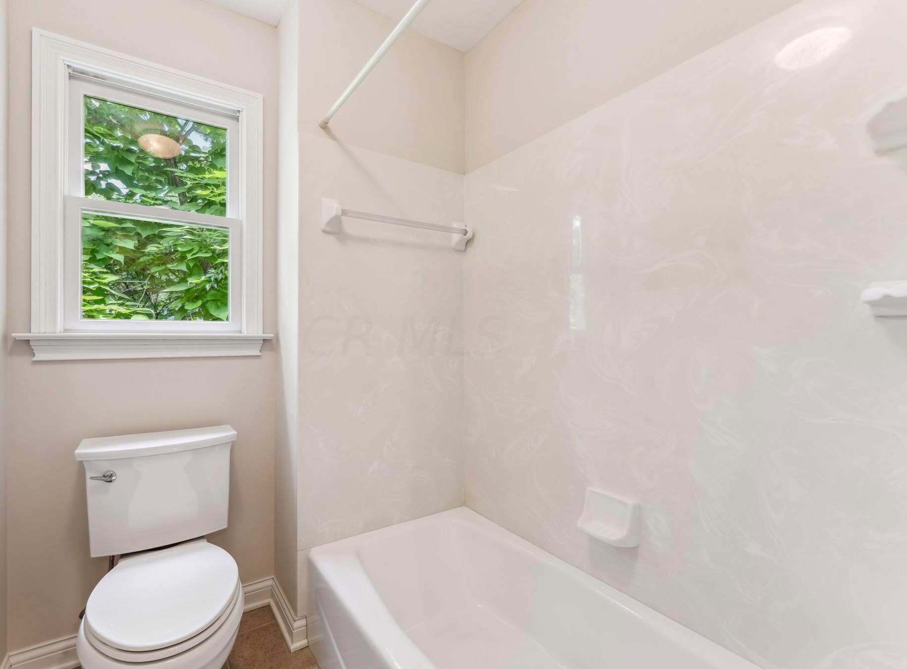 2781 Edgewood Rd, Columbus OH 43220-4517 exterior